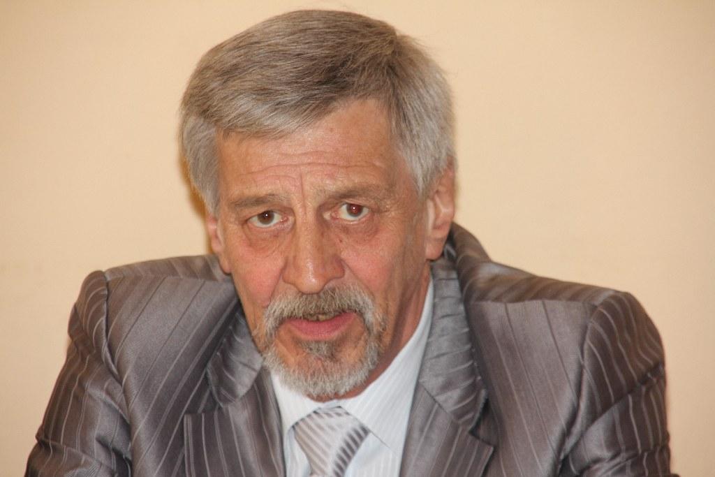 Kazimierz Hałaszyński i jego działalność w obiektywie Lca.pl