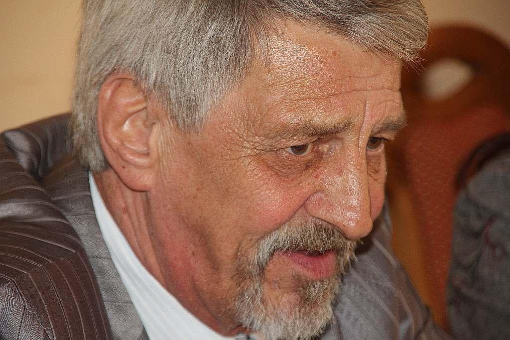 Kazimierz Hałaszyński i jego działalność w obiektywie Lca.pl