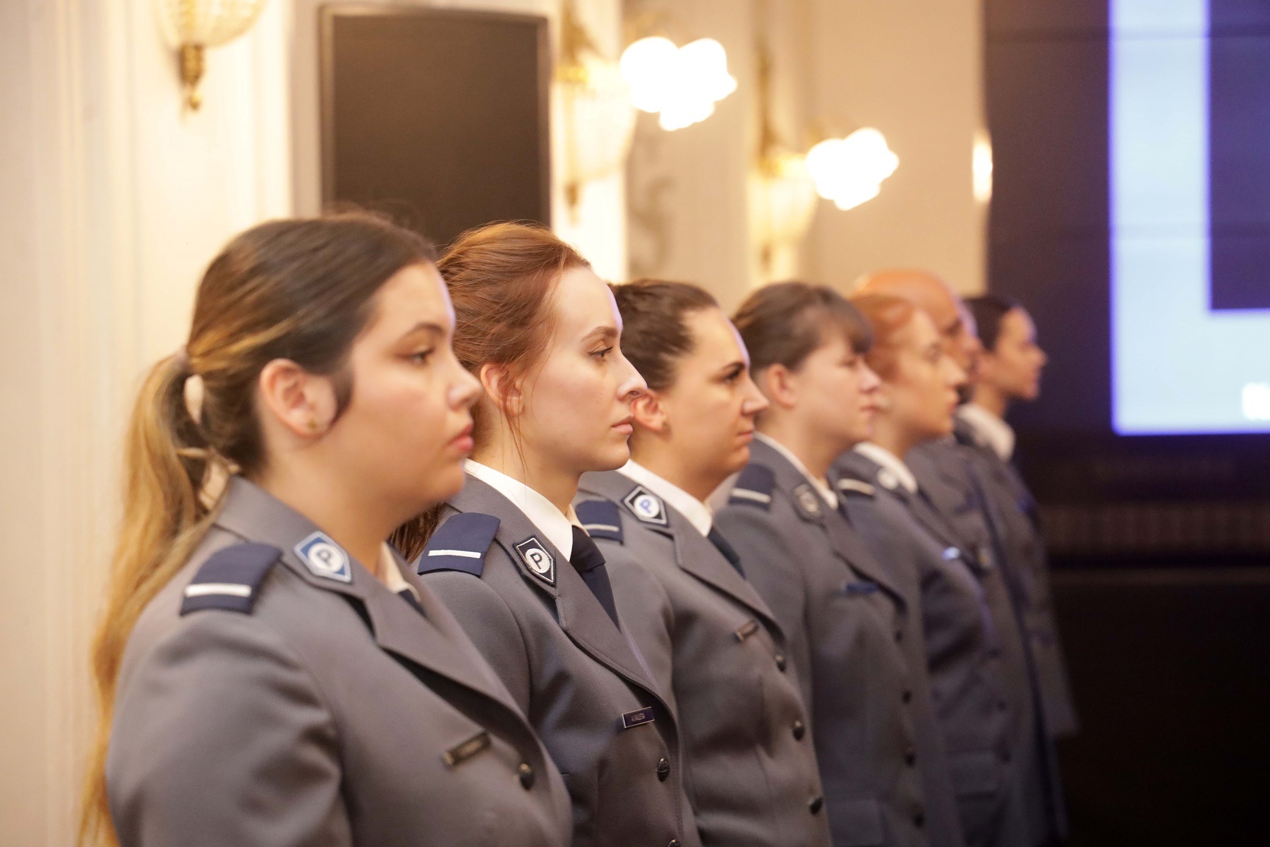 Awanse, odznaczenia i listy gratulacyjne dla policjantów