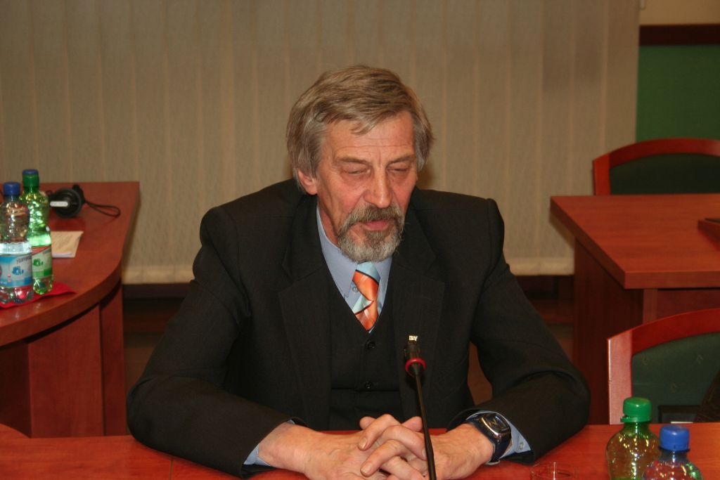 Kazimierz Hałaszyński i jego działalność w obiektywie Lca.pl