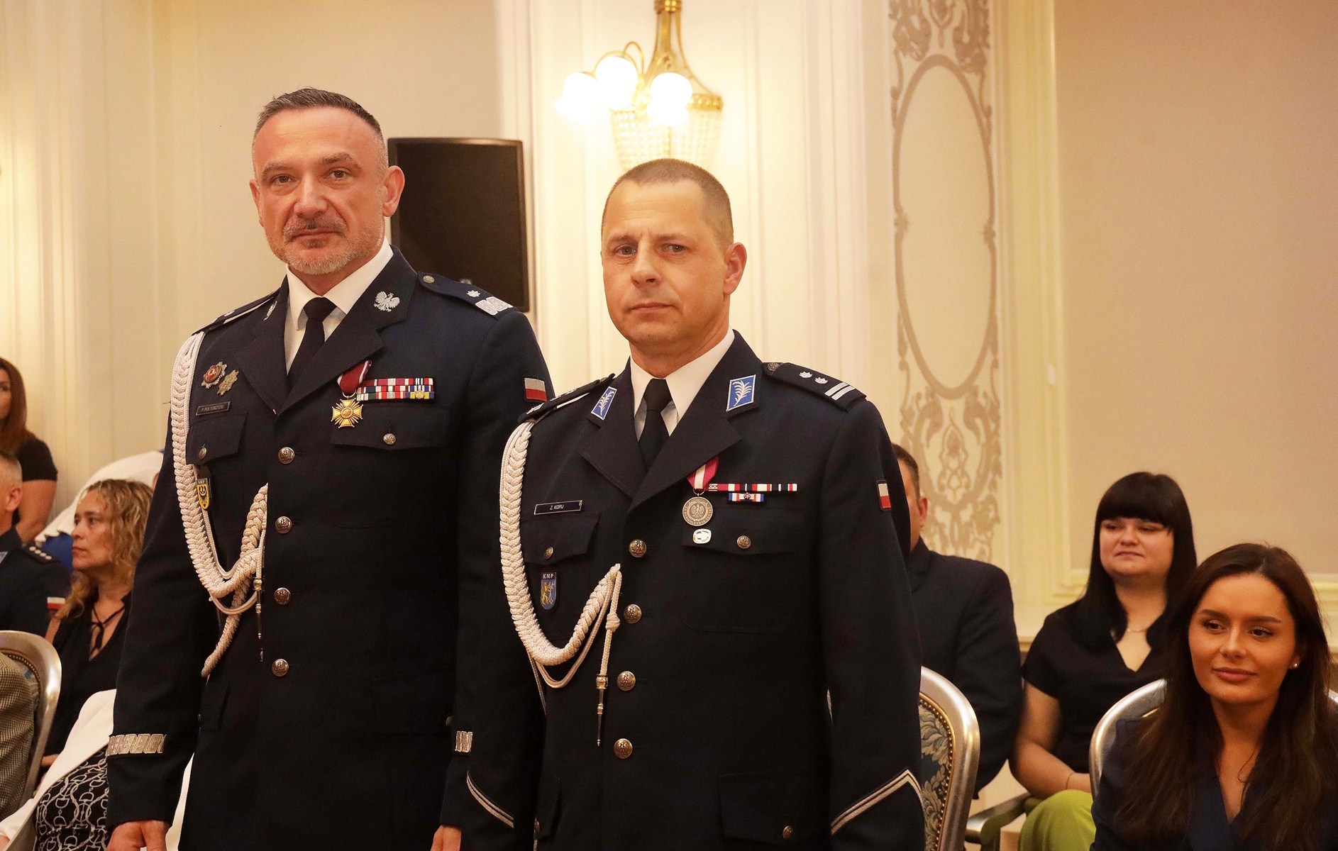 Awanse, odznaczenia i listy gratulacyjne dla policjantów