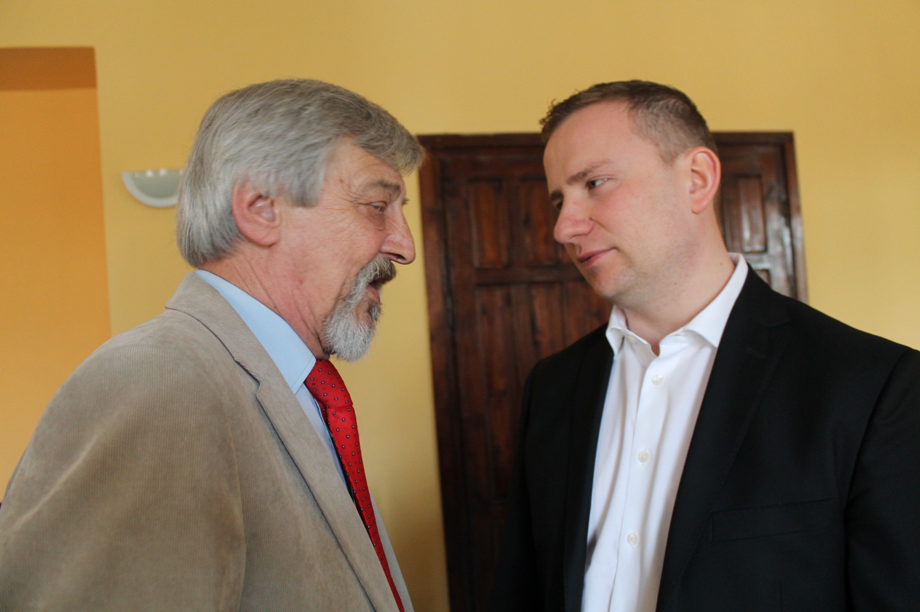 Kazimierz Hałaszyński i jego działalność w obiektywie Lca.pl
