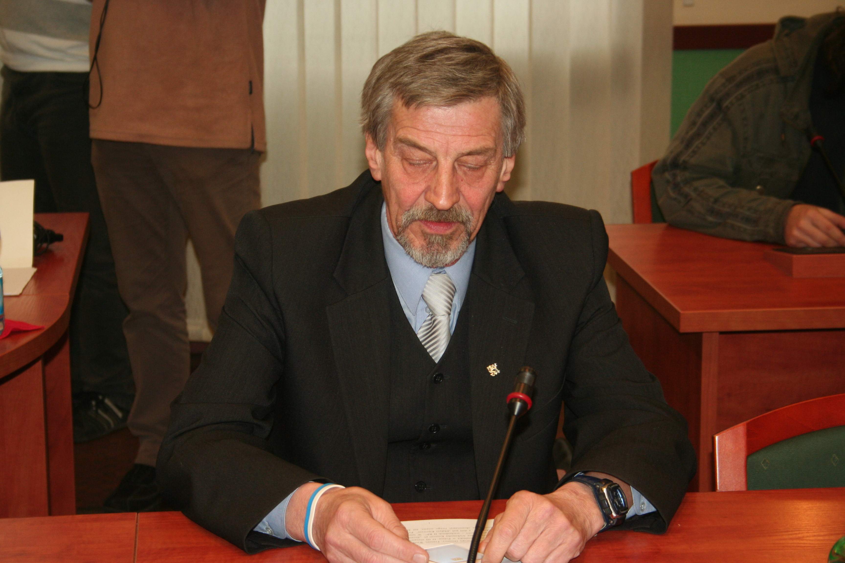 Kazimierz Hałaszyński i jego działalność w obiektywie Lca.pl