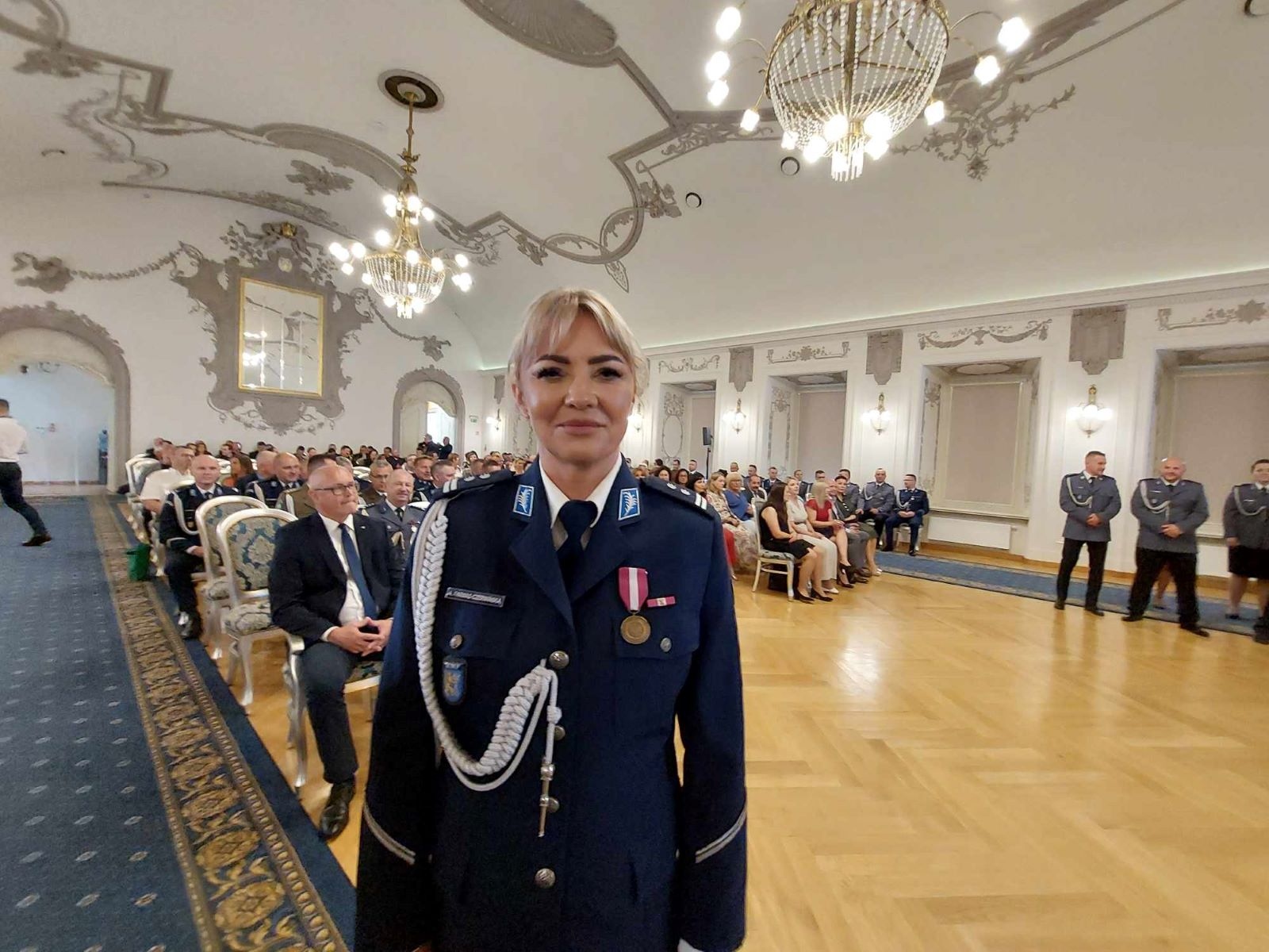 Awanse, odznaczenia i listy gratulacyjne dla policjantów