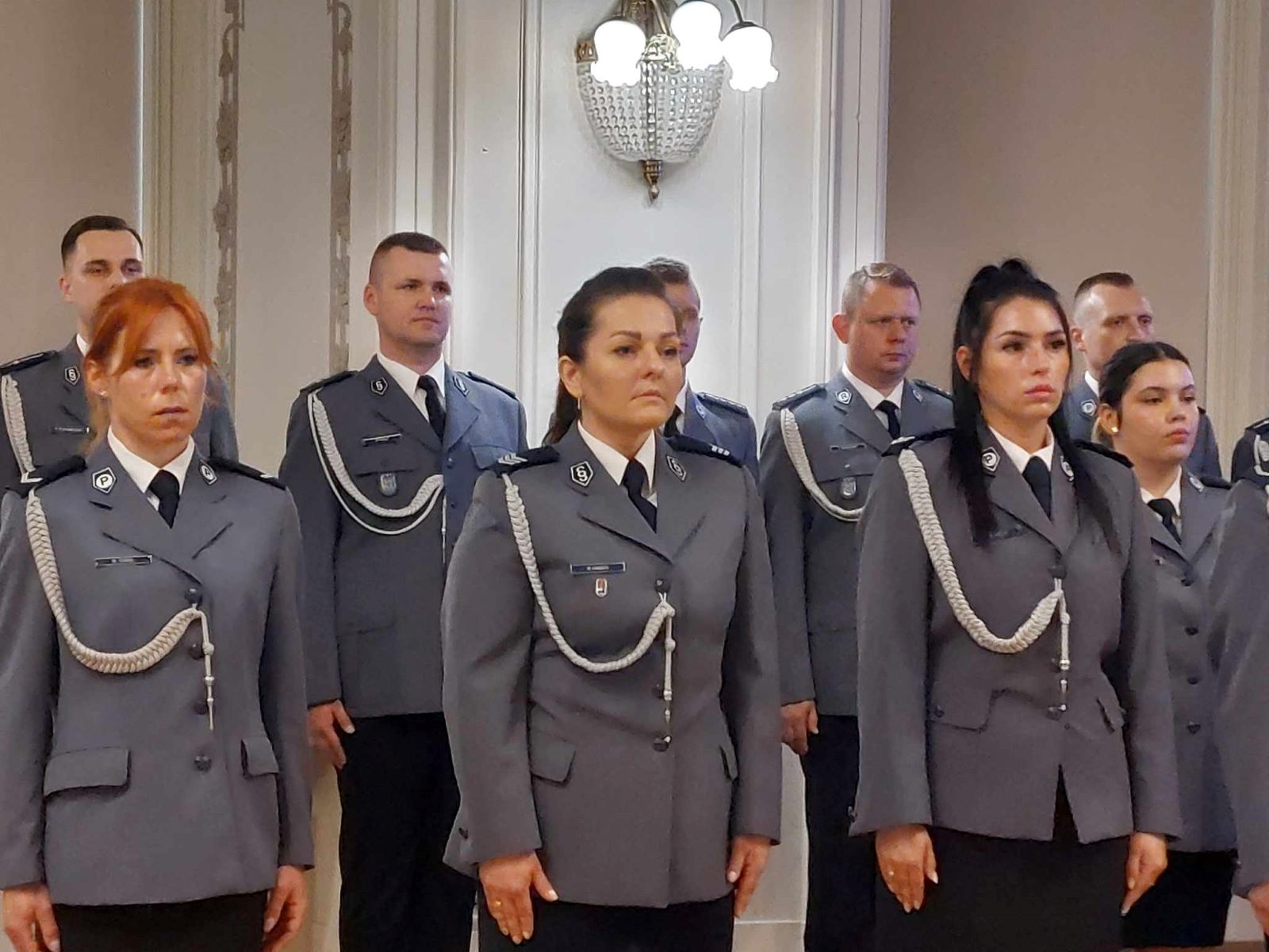 Awanse, odznaczenia i listy gratulacyjne dla policjantów