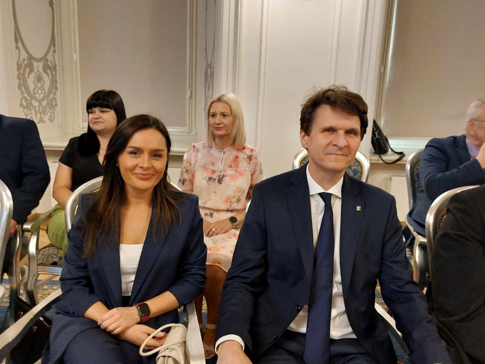 Awanse, odznaczenia i listy gratulacyjne dla policjantów