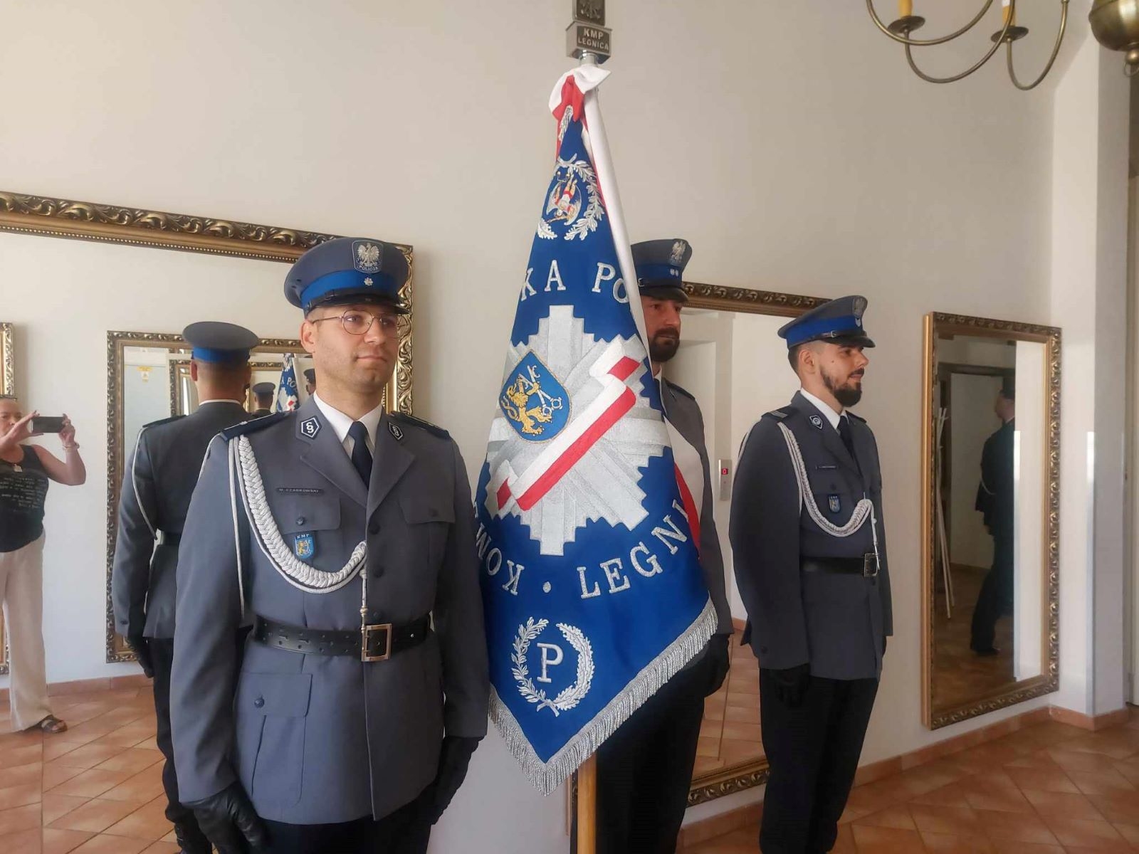 Awanse, odznaczenia i listy gratulacyjne dla policjantów