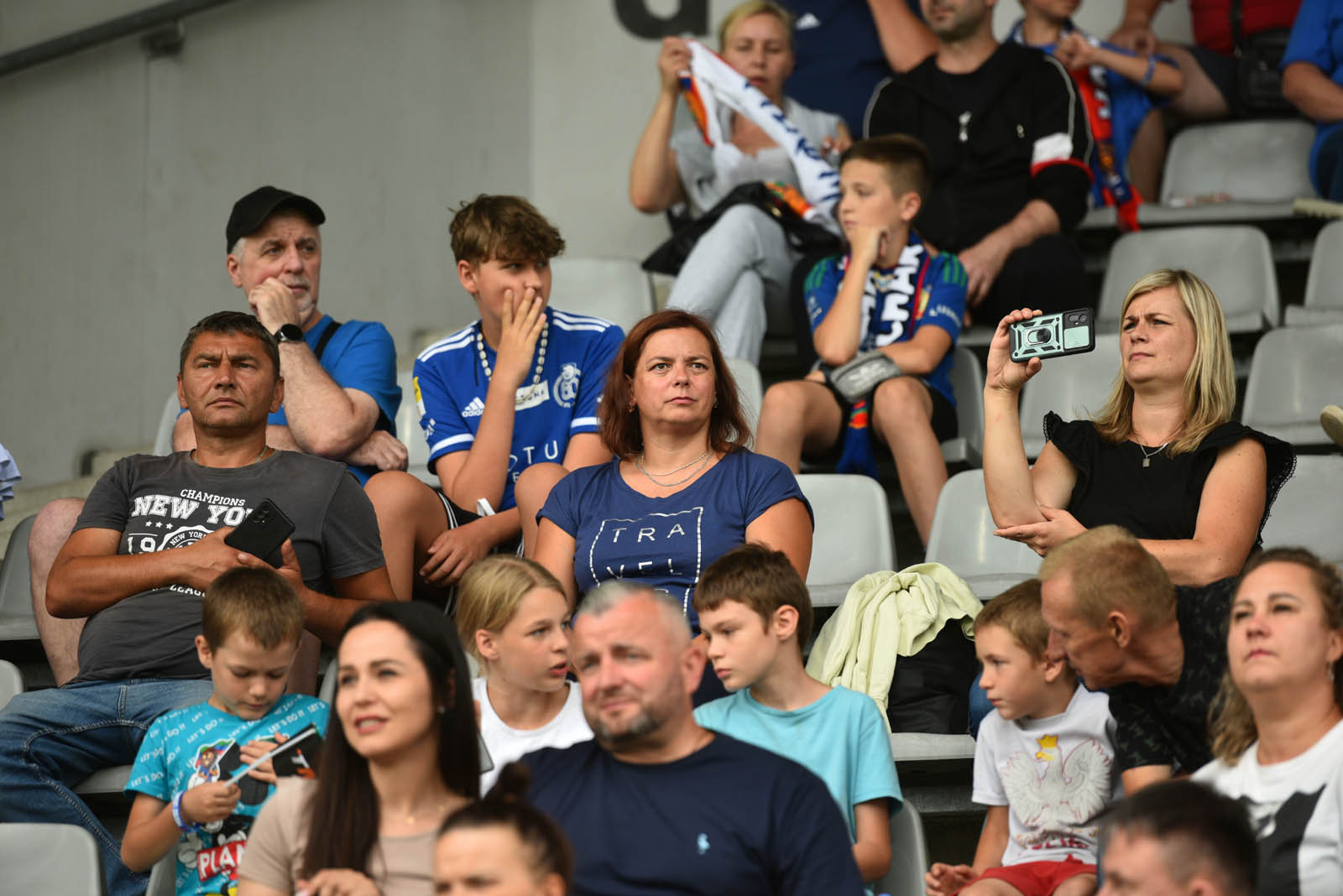 Ponad trzy tysiące kibiców oglądało mecz Miedzi ze Stalową Wolą
