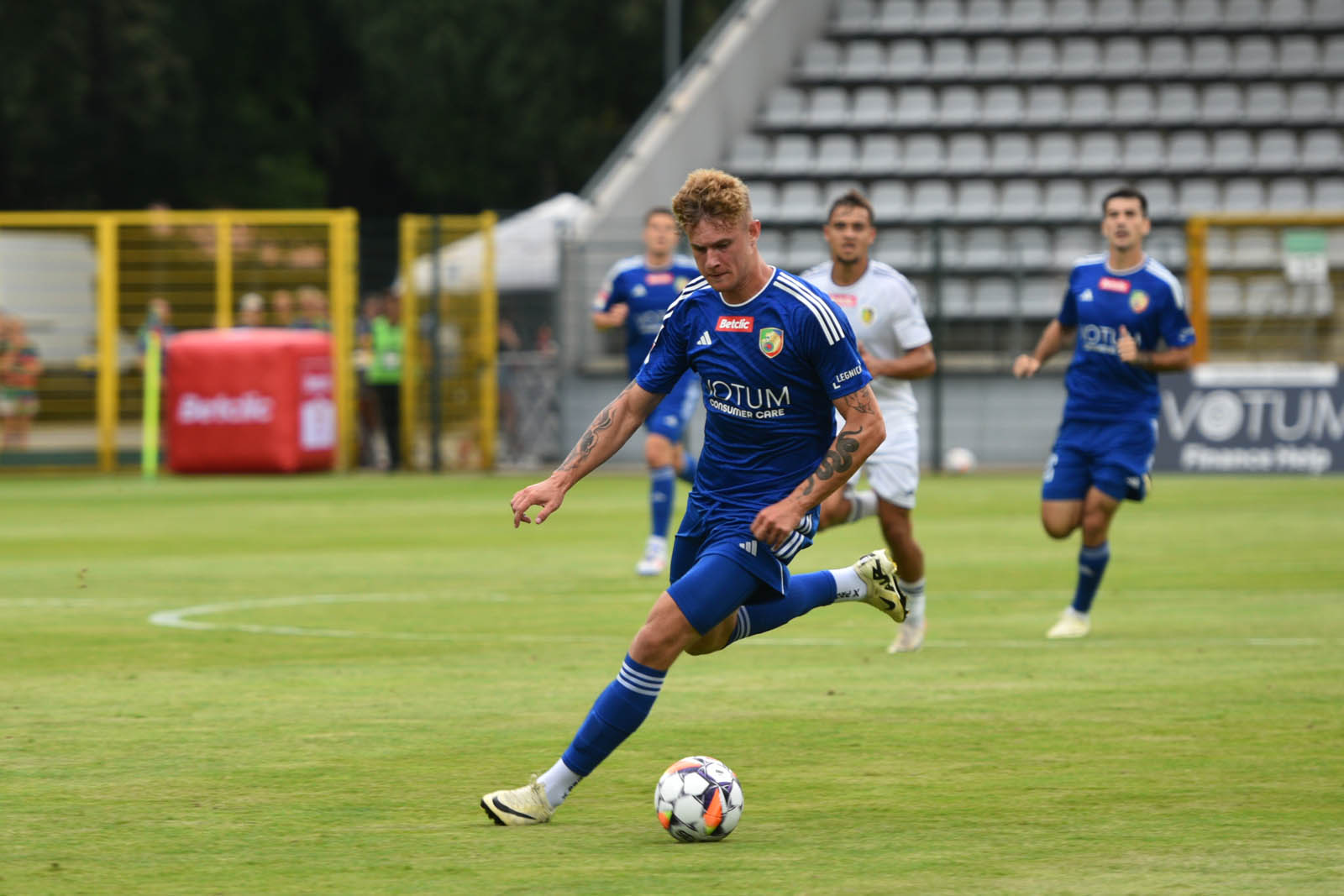 Miedź Legnica wygrywa ze Stalą Stalowa Wola