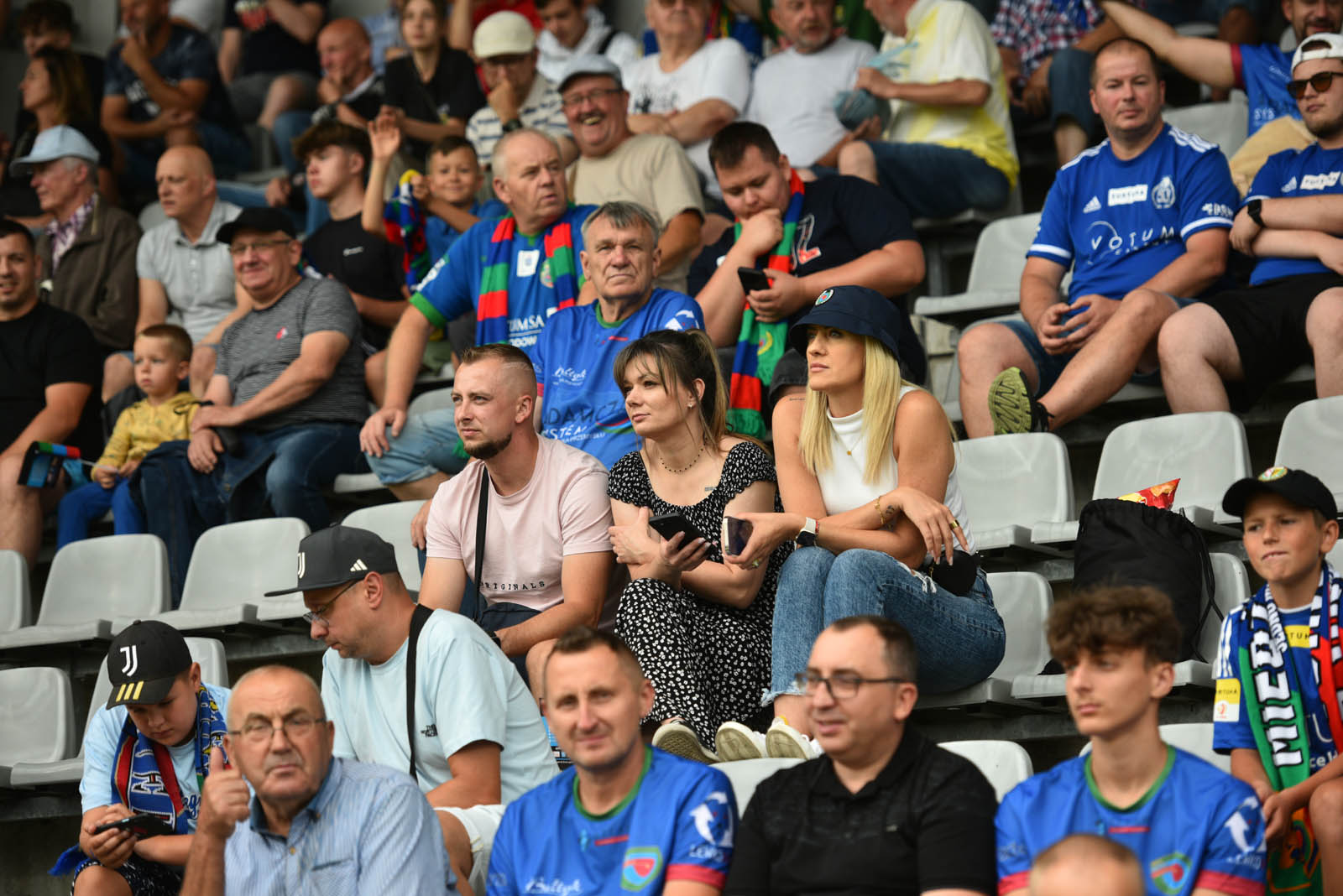 Ponad trzy tysiące kibiców oglądało mecz Miedzi ze Stalową Wolą