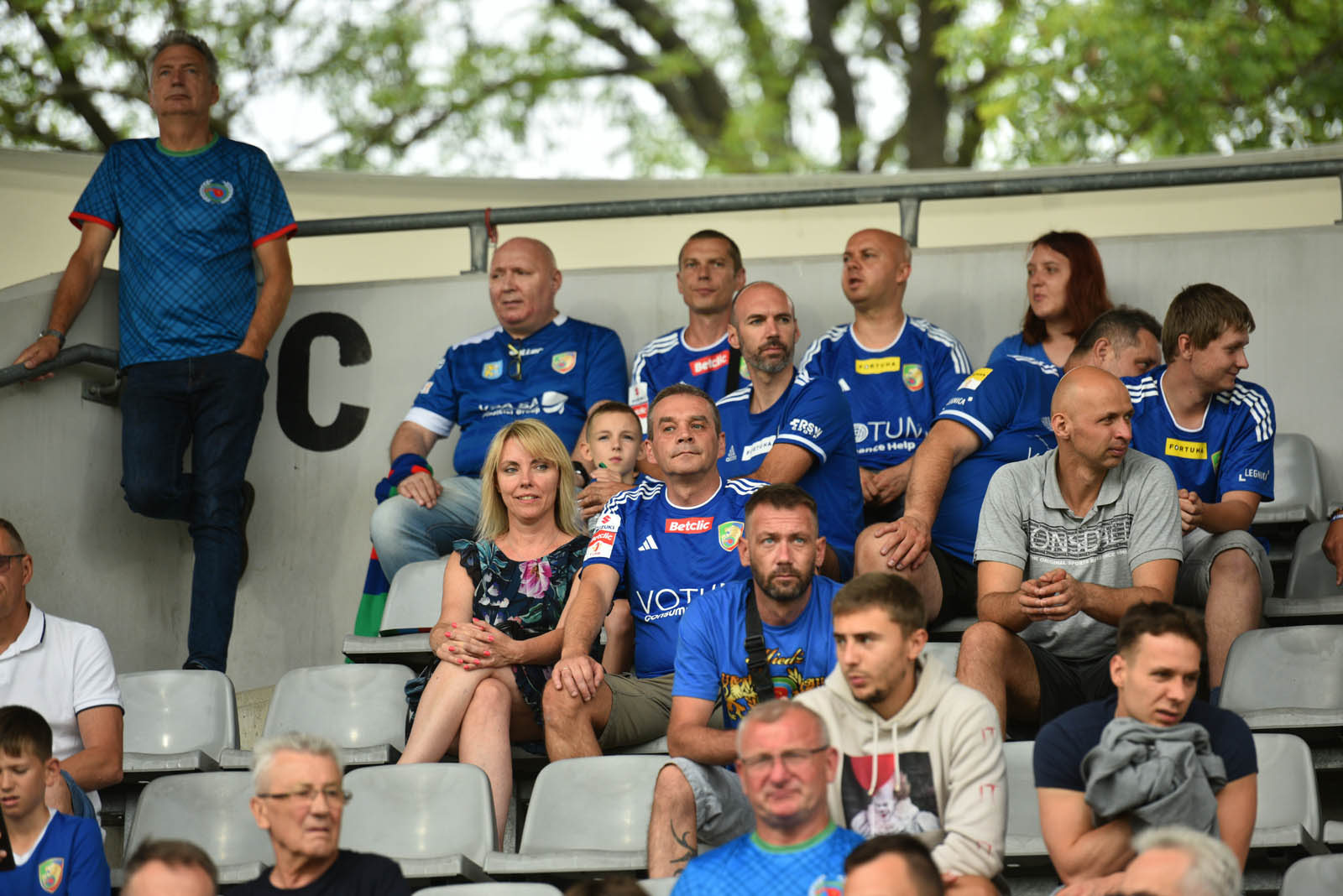 Ponad trzy tysiące kibiców oglądało mecz Miedzi ze Stalową Wolą