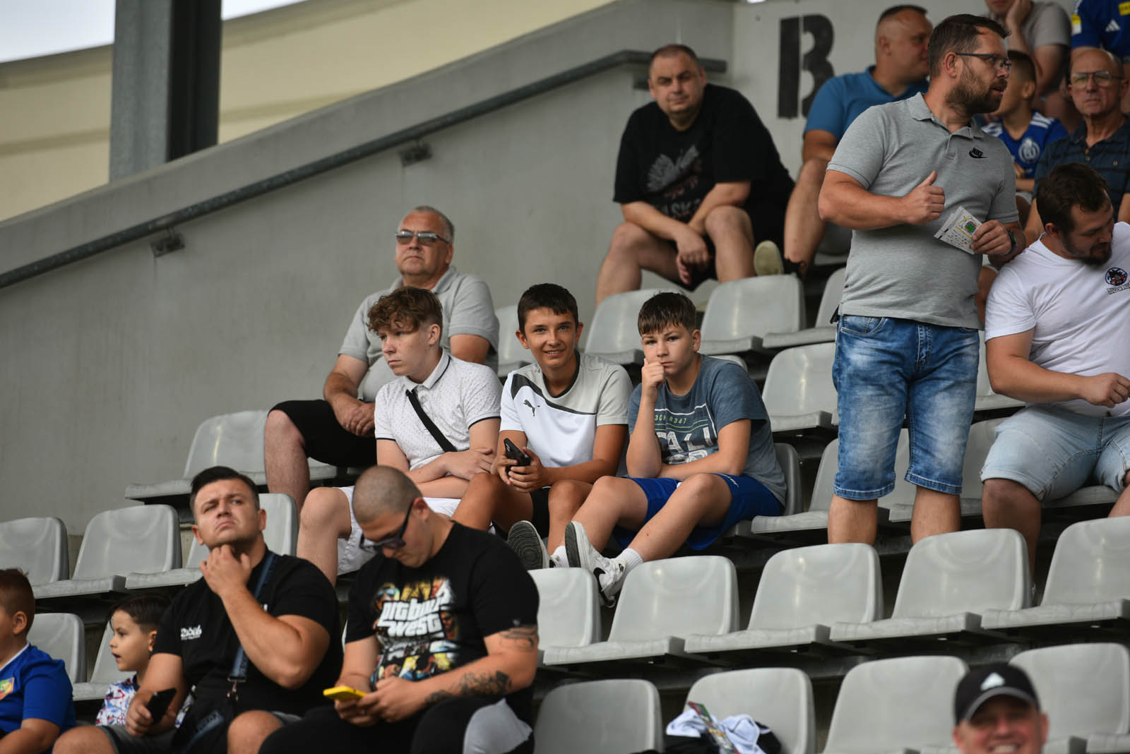 Ponad trzy tysiące kibiców oglądało mecz Miedzi ze Stalową Wolą