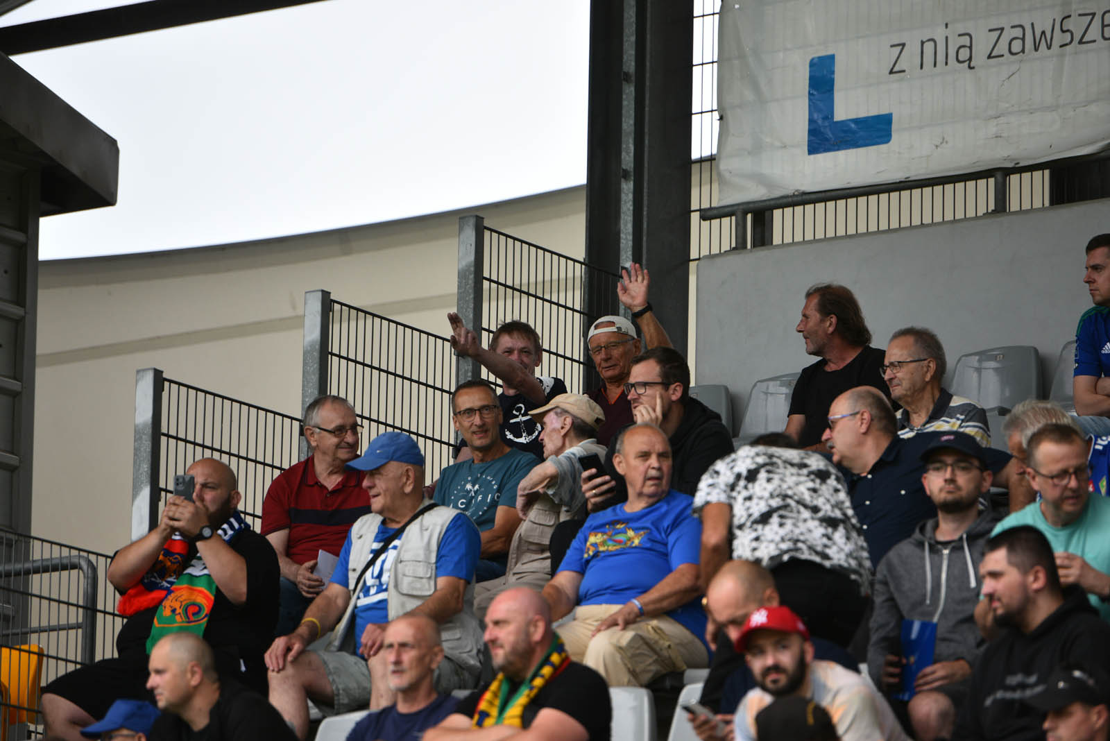 Ponad trzy tysiące kibiców oglądało mecz Miedzi ze Stalową Wolą