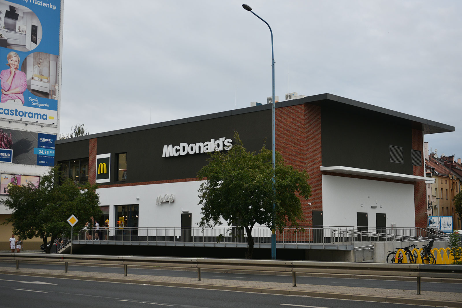 Nowy McDonald's w Legnicy: Największy obiekt w Polsce