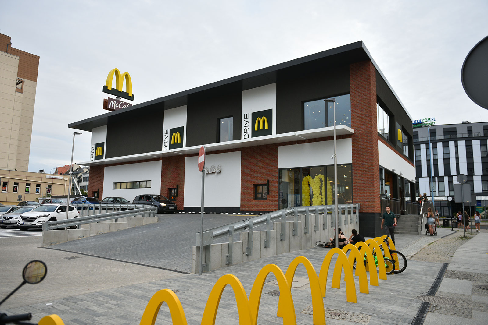 Nowy McDonald's w Legnicy: Największy obiekt w Polsce