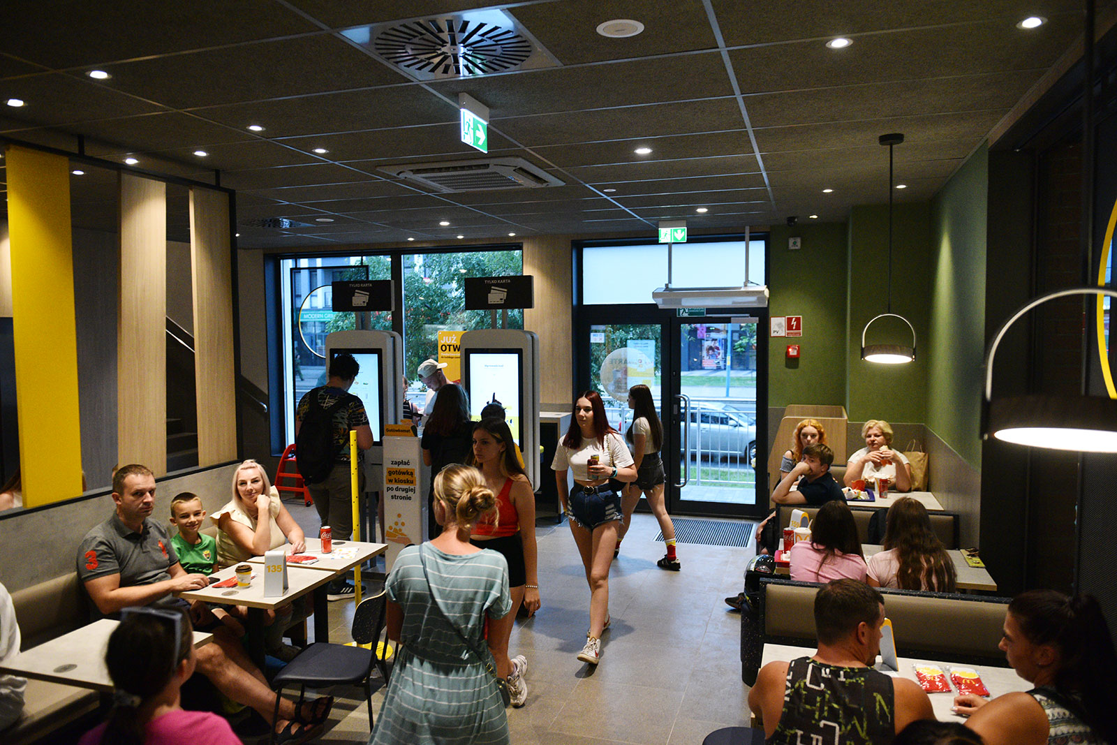Nowy McDonald's w Legnicy: Największy obiekt w Polsce
