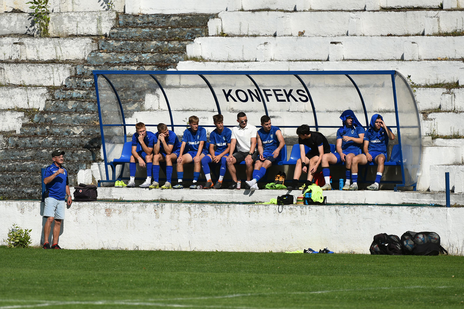 Konfeks Legnica wygrywa na inaugurację sezonu