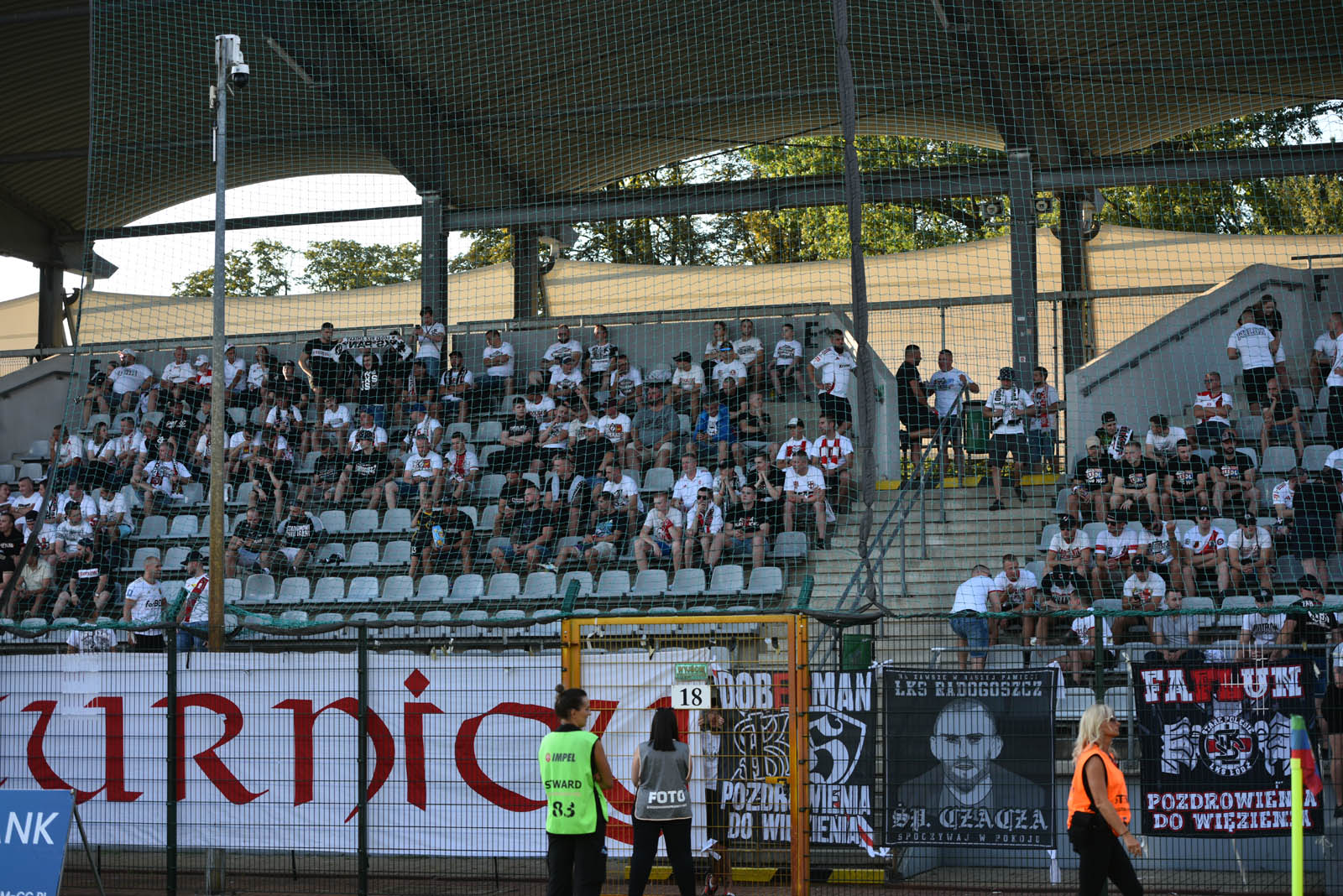 Kibice na meczu Miedź Legnica- ŁKS Łódź. Znajdź się na zdjęciach