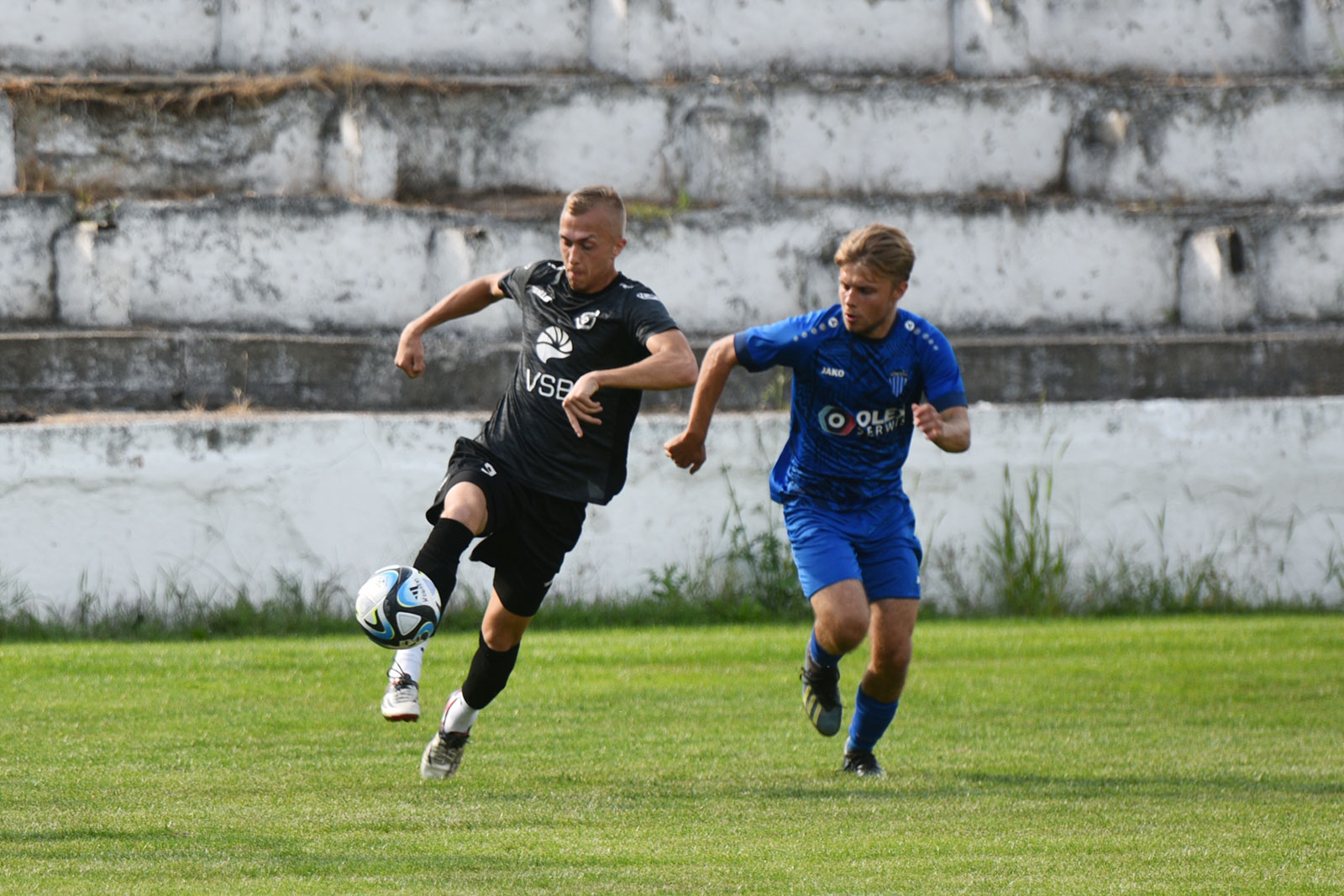 Konfeks Legnica wygrywa na inaugurację sezonu