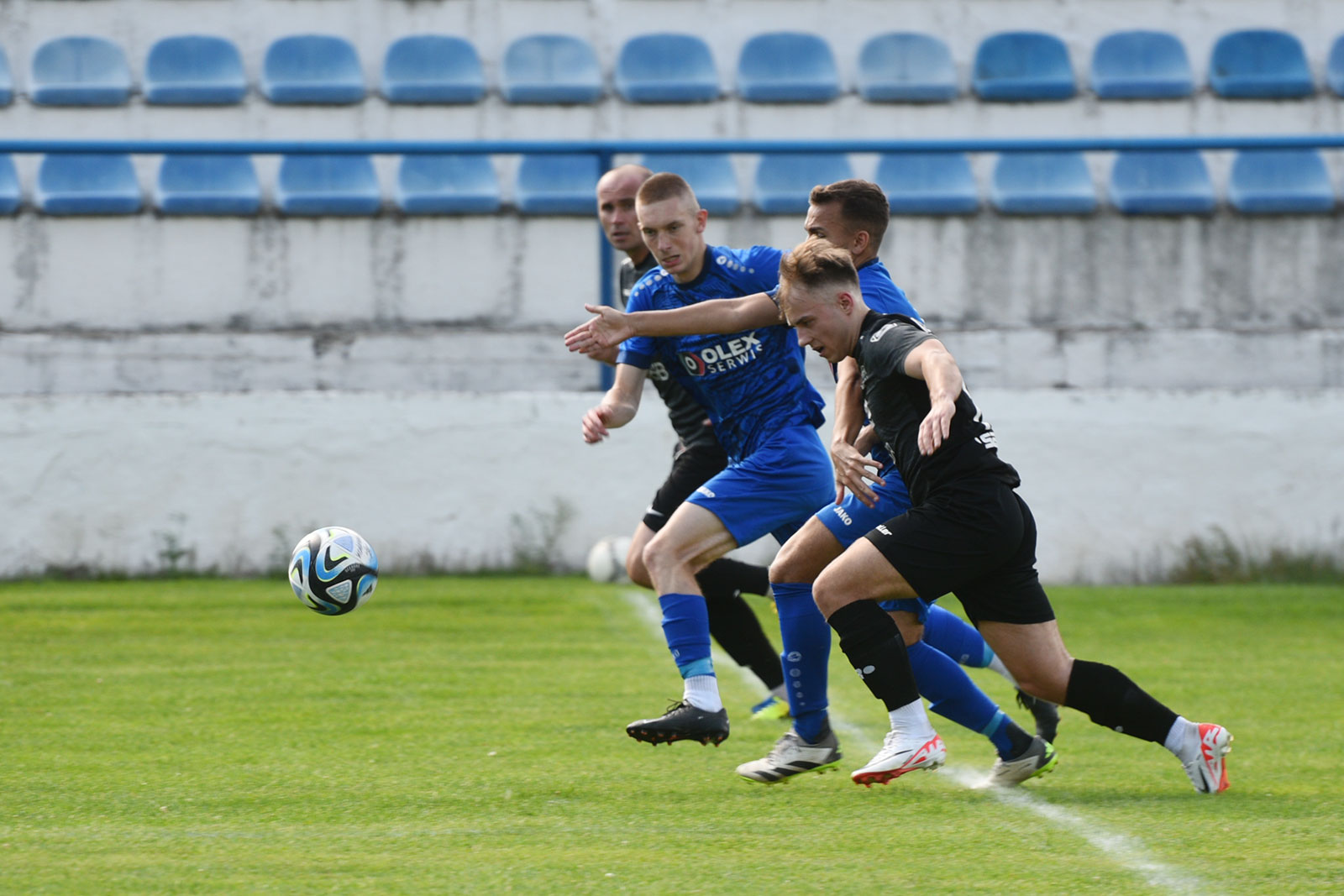 Konfeks Legnica wygrywa na inaugurację sezonu