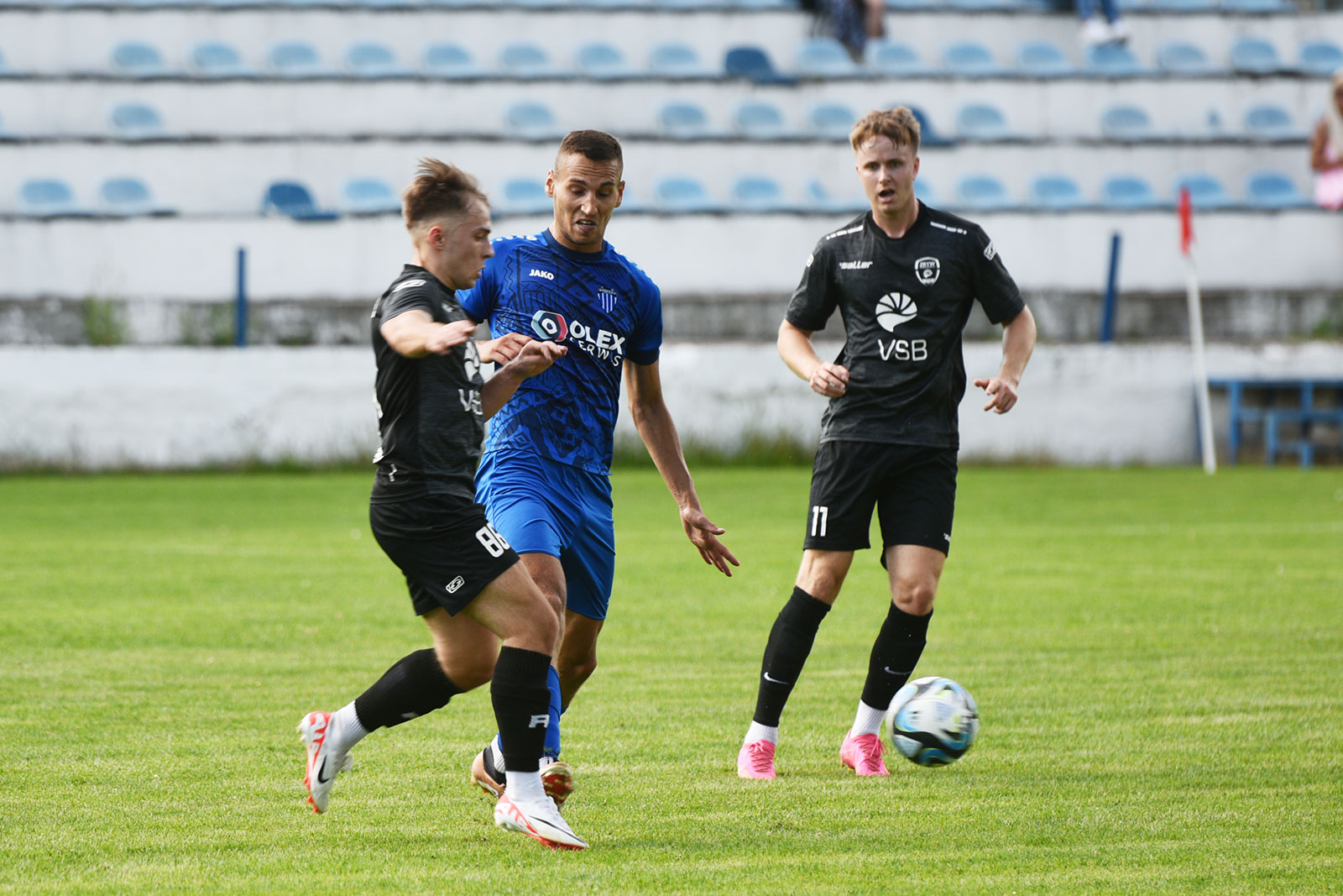 Konfeks Legnica wygrywa na inaugurację sezonu