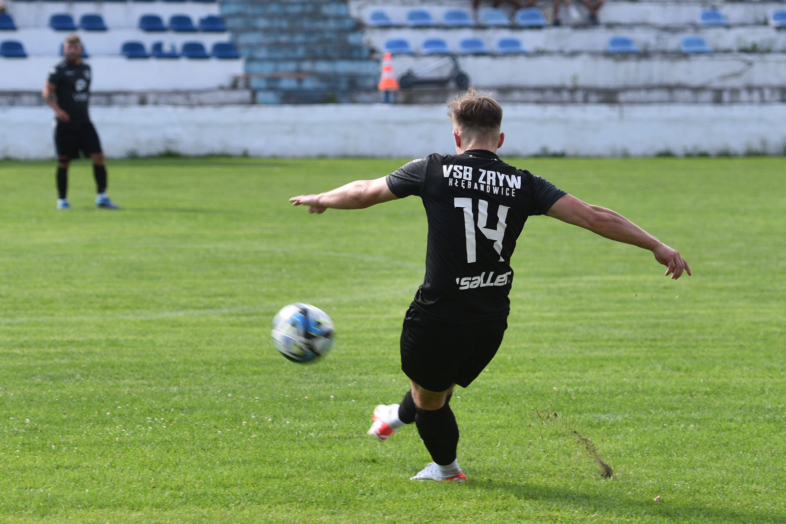 Konfeks Legnica wygrywa na inaugurację sezonu