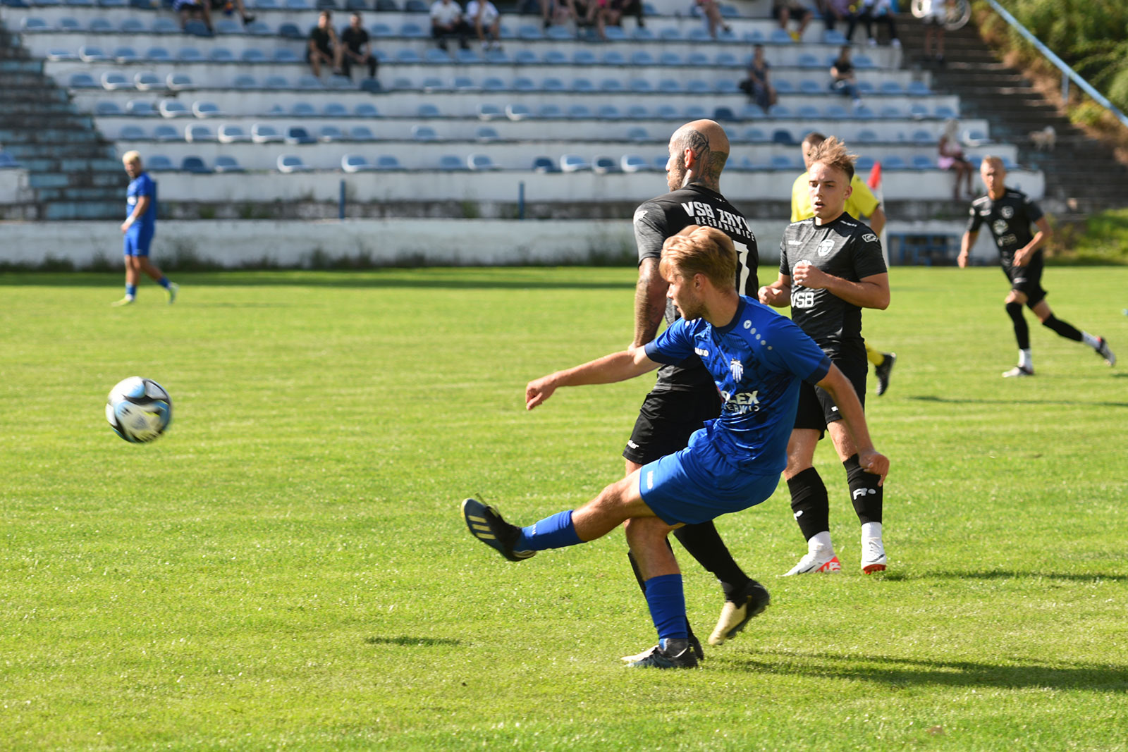 Konfeks Legnica wygrywa na inaugurację sezonu