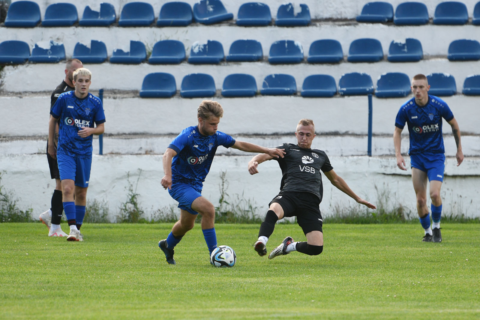 Konfeks Legnica wygrywa na inaugurację sezonu