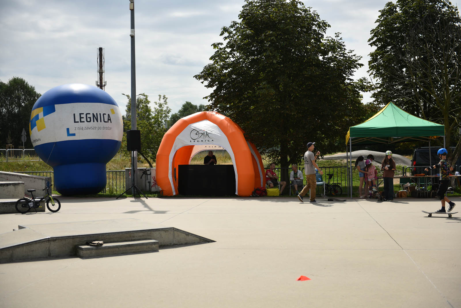 Skatecamp - obóz deskorolkowy odbywa się na Skateparku Legnica