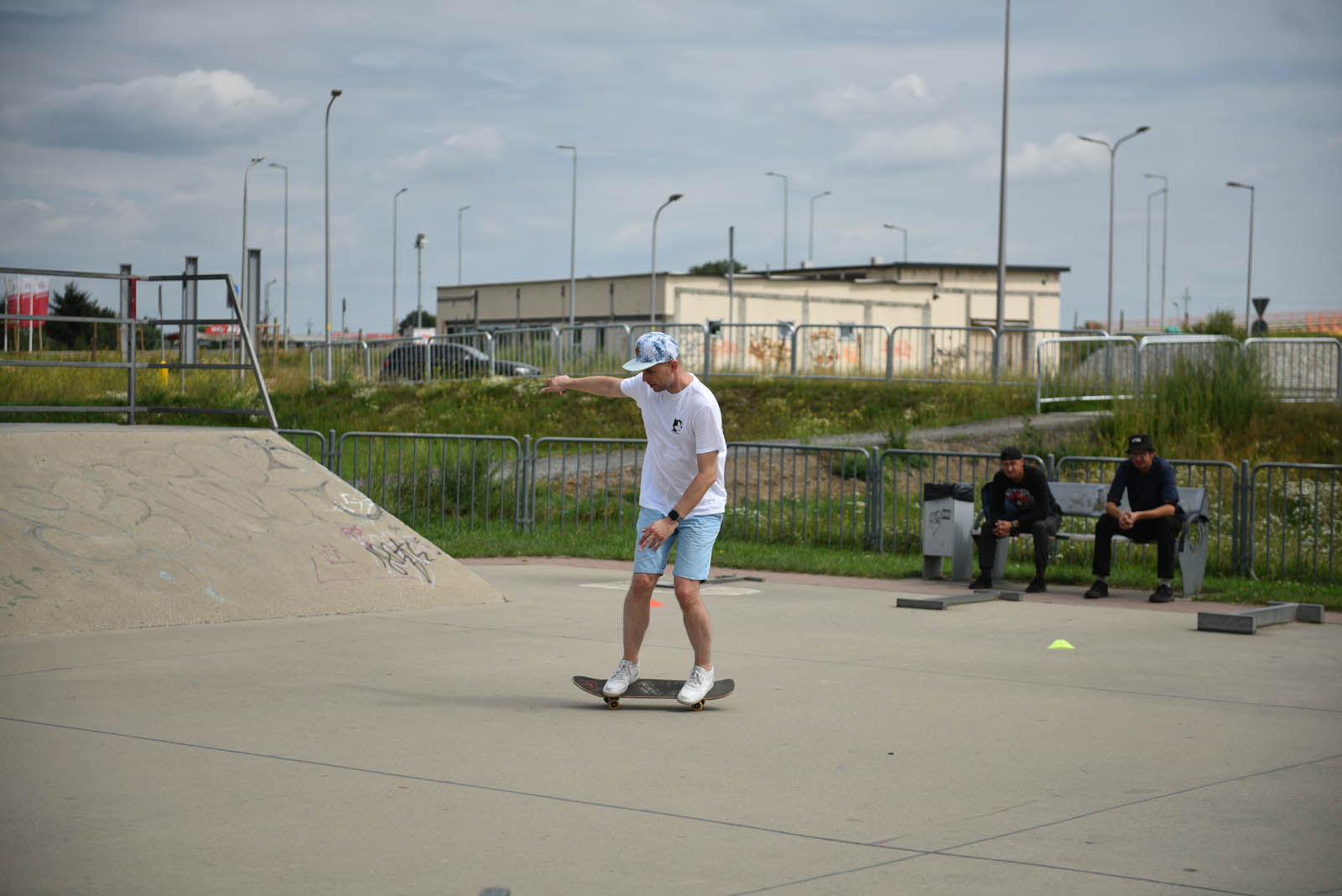 Skatecamp - obóz deskorolkowy odbywa się na Skateparku Legnica