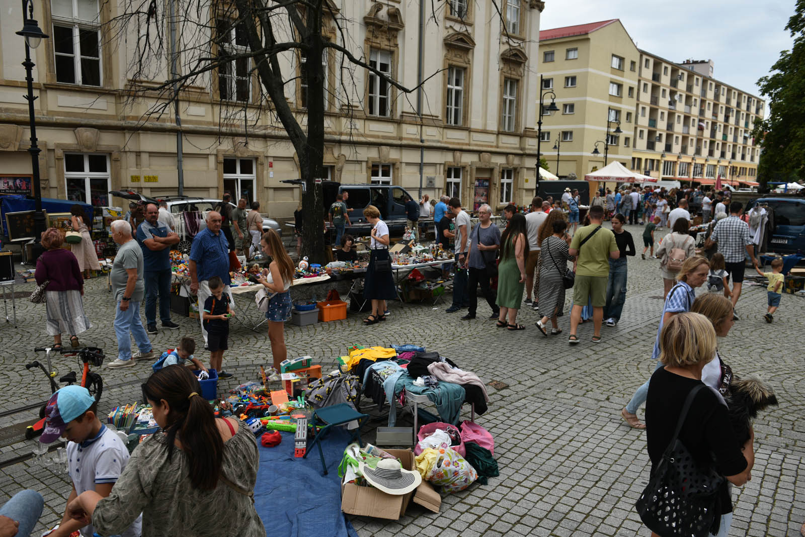 Jarmark Staroci odbywa się w każdą drugą niedzielę miesiąca