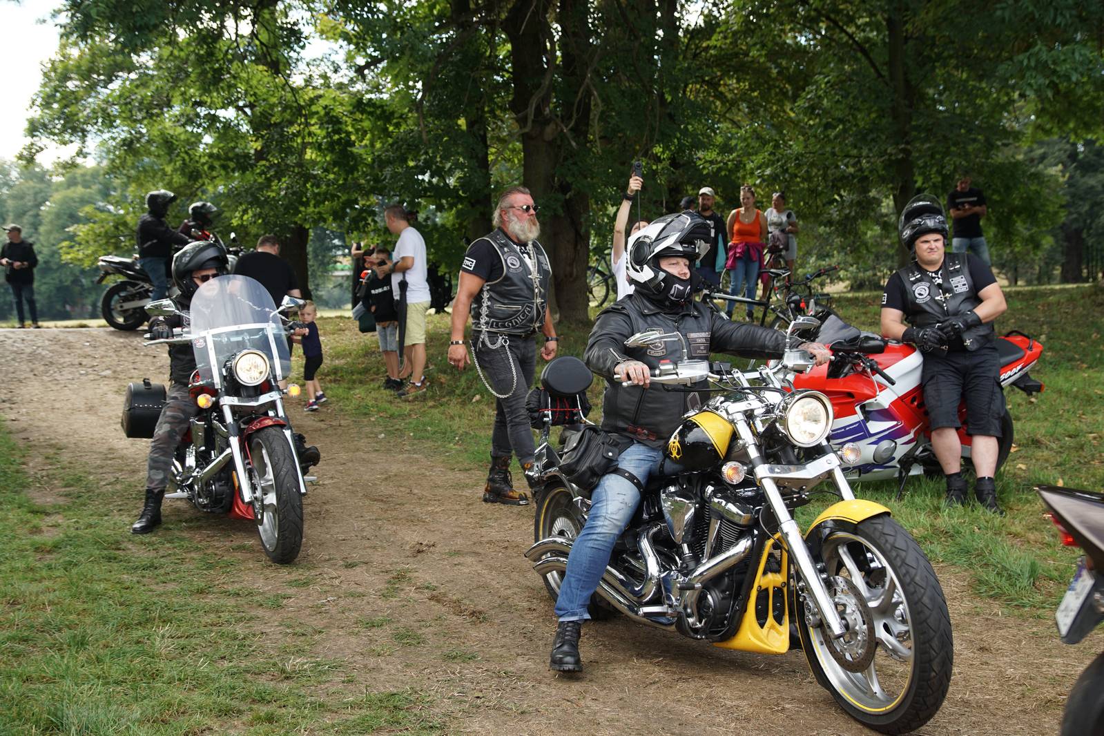 Motocyklowa parada przejechała przez Legnicę