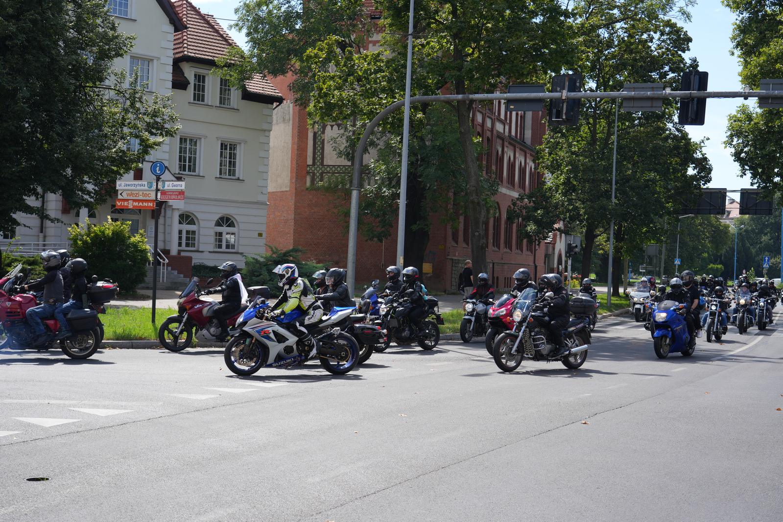 Motocyklowa parada przejechała przez Legnicę