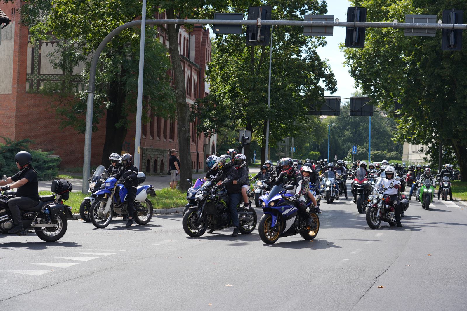 Motocyklowa parada przejechała przez Legnicę
