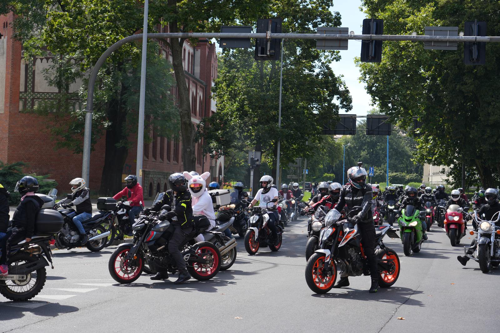 Motocyklowa parada przejechała przez Legnicę