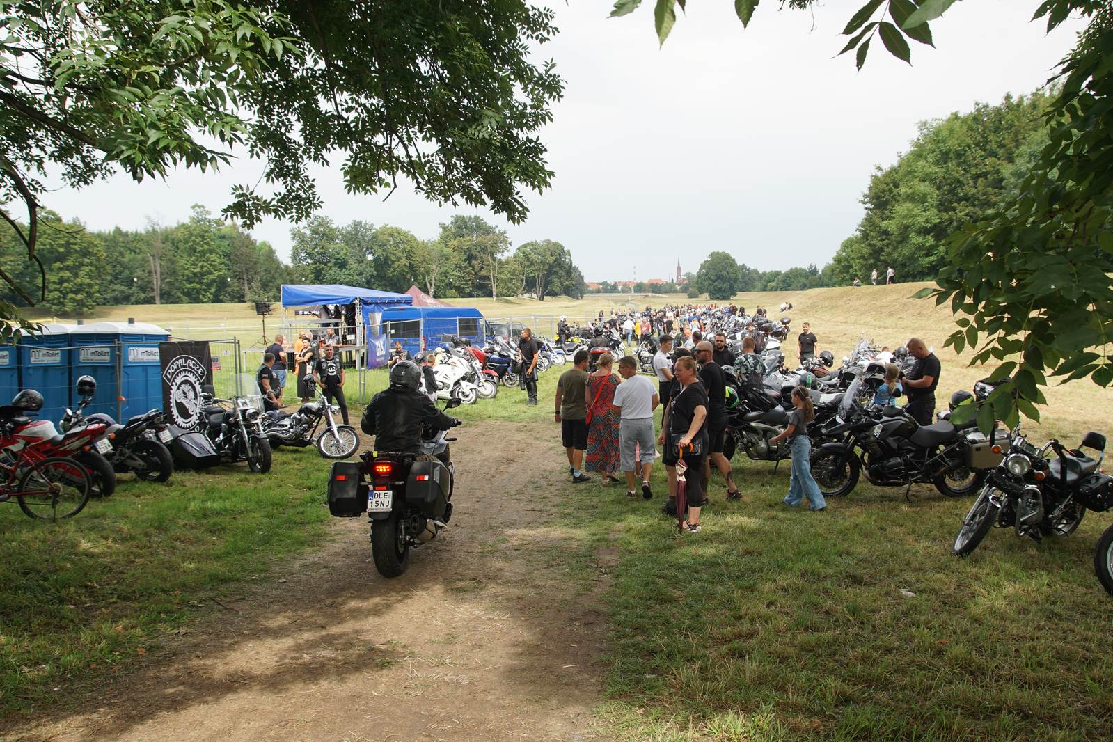 Motocyklowa parada przejechała przez Legnicę