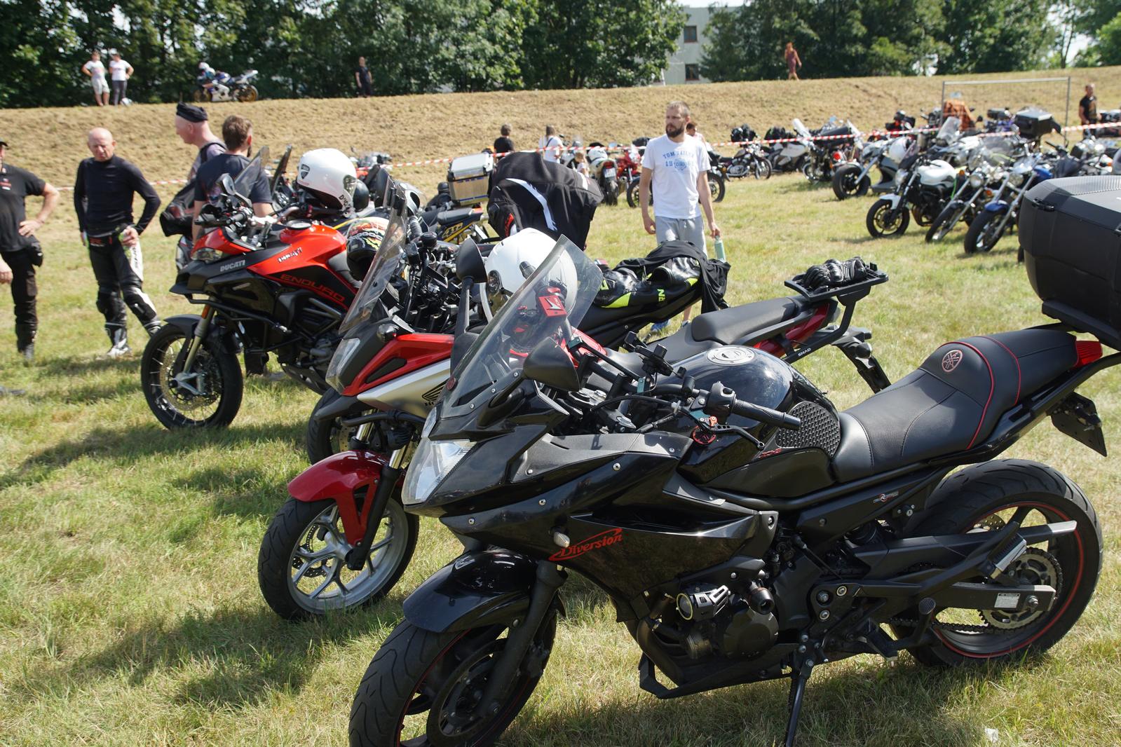 Motocyklowa parada przejechała przez Legnicę