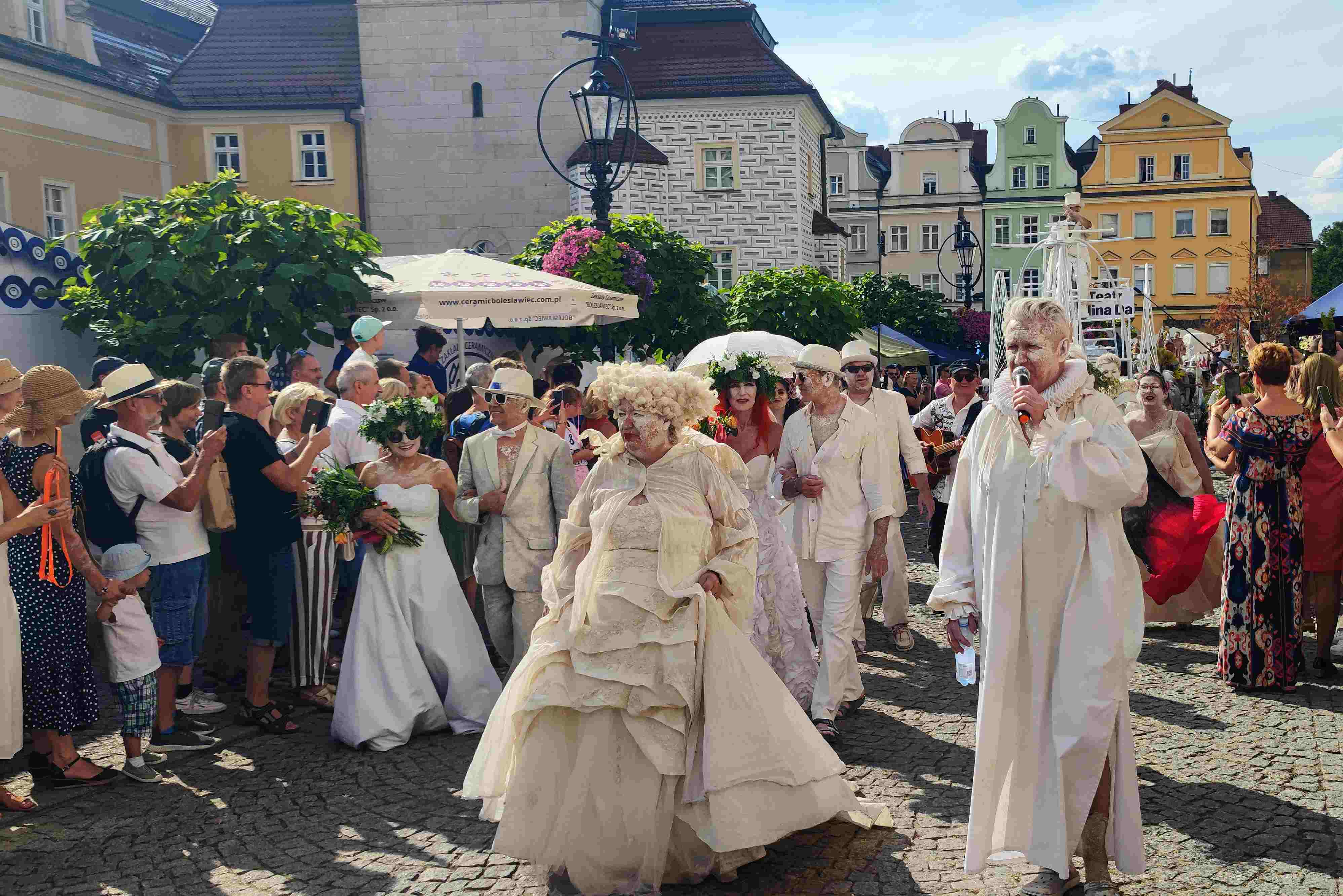 Parada miłości do gliny: Święto ceramiki w Bolesławcu