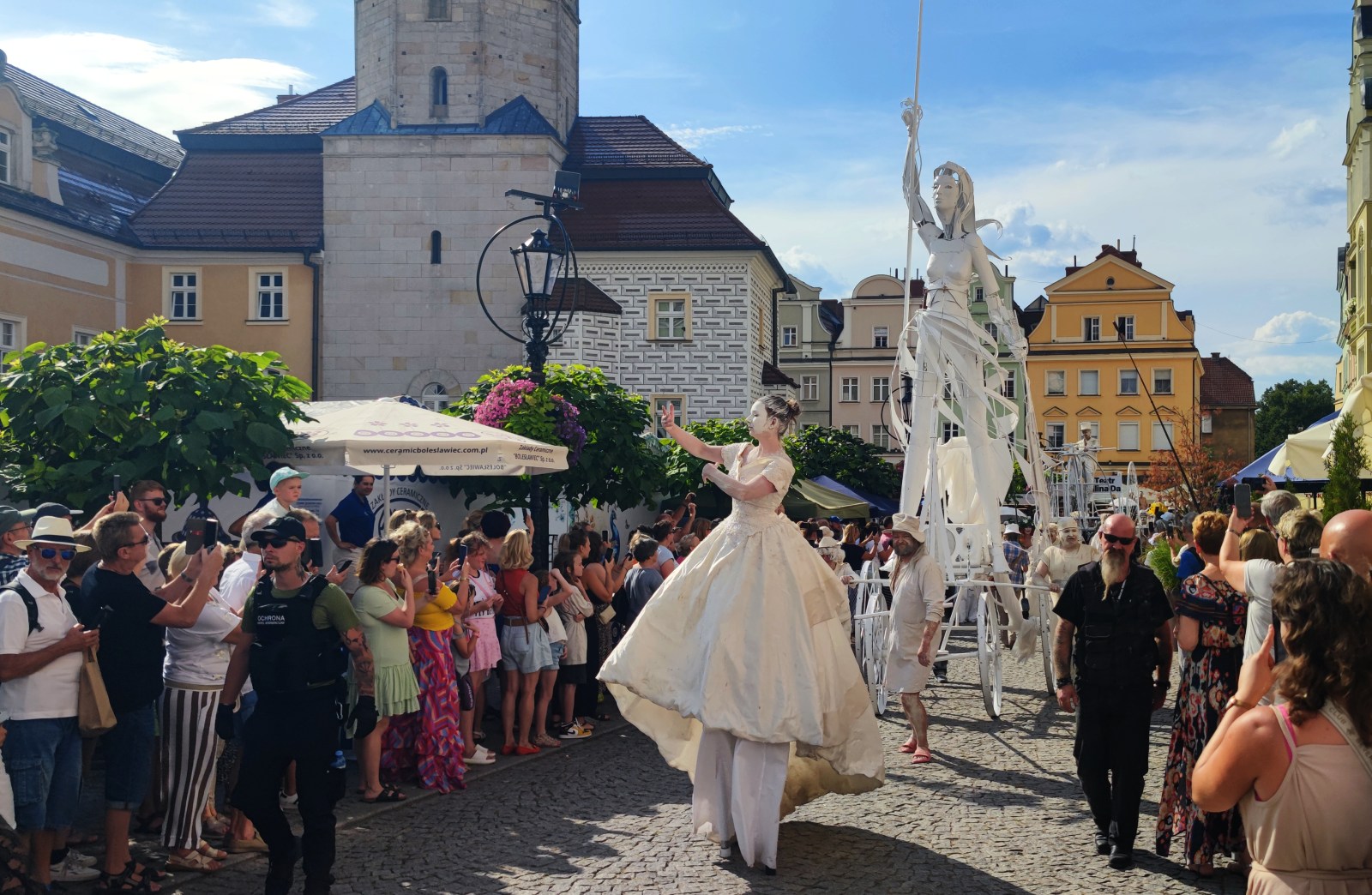 Parada miłości do gliny: Święto ceramiki w Bolesławcu