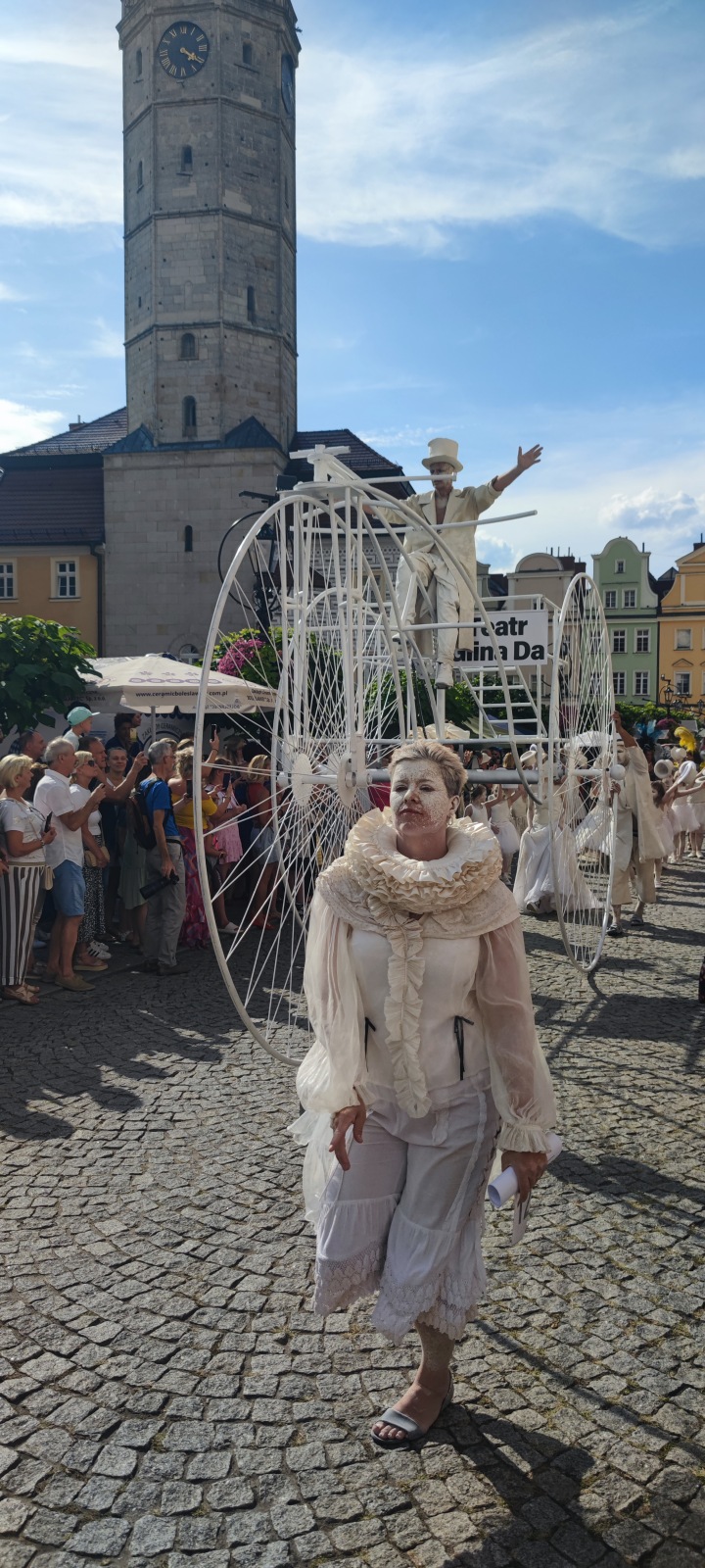 Parada miłości do gliny: Święto ceramiki w Bolesławcu