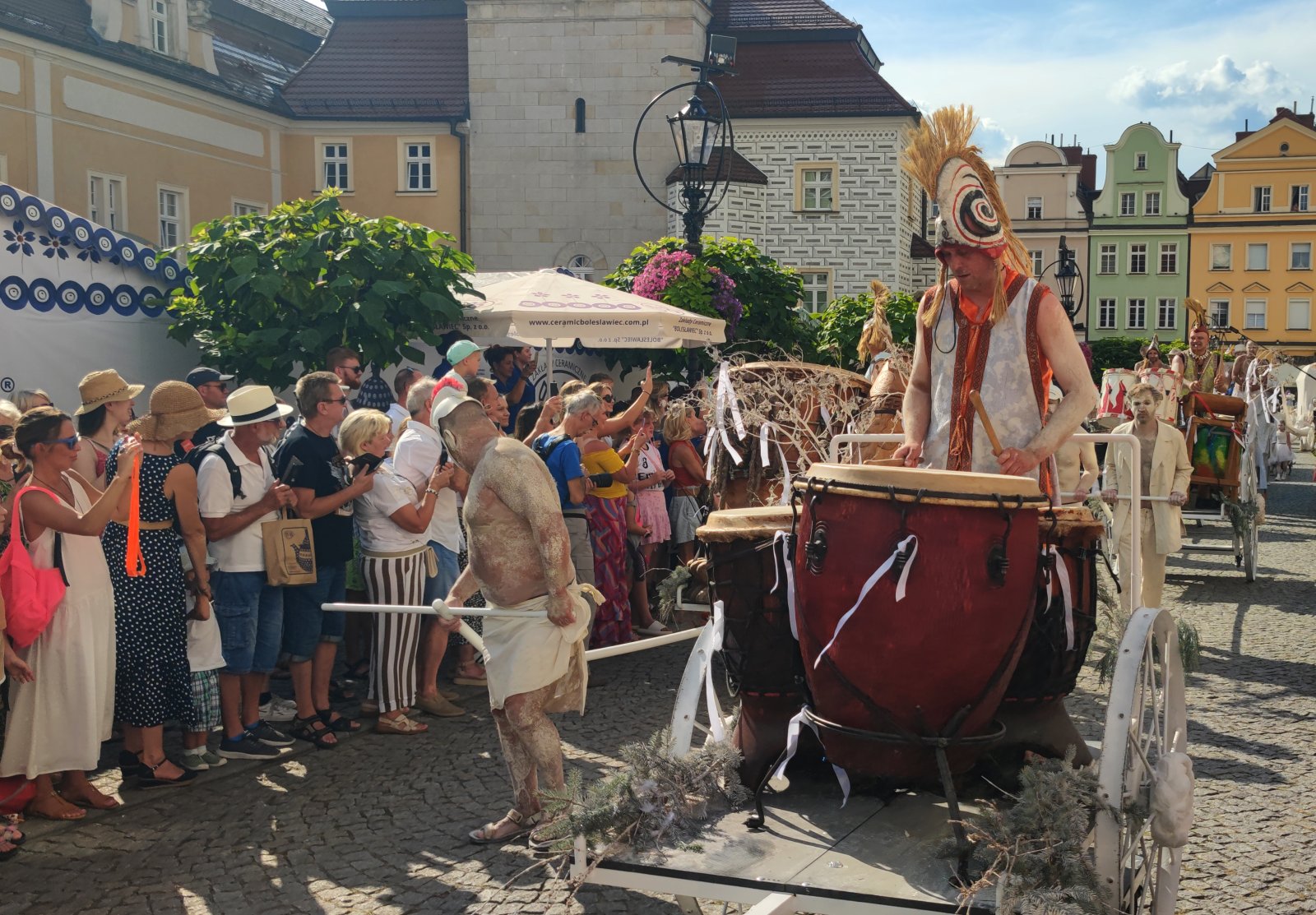 Parada miłości do gliny: Święto ceramiki w Bolesławcu