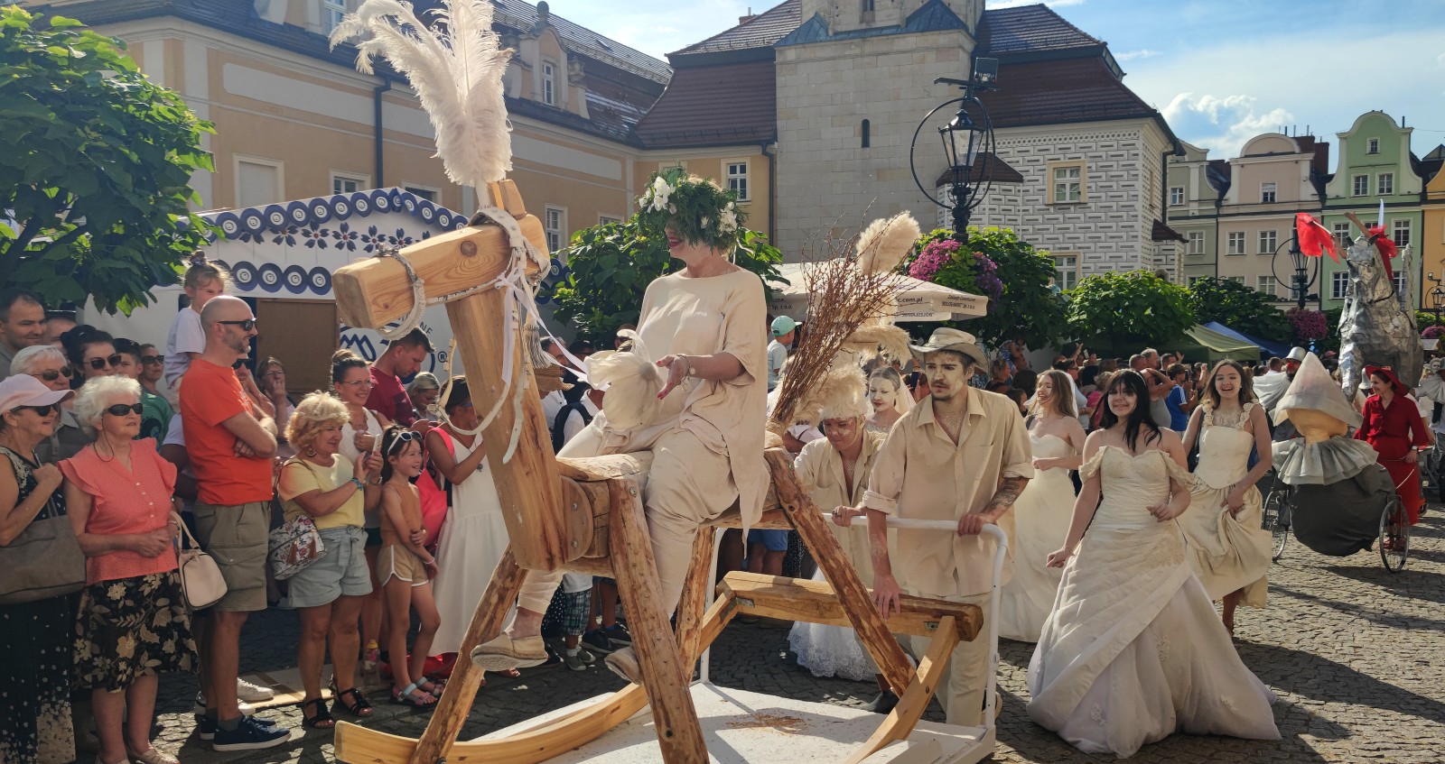 Parada miłości do gliny: Święto ceramiki w Bolesławcu