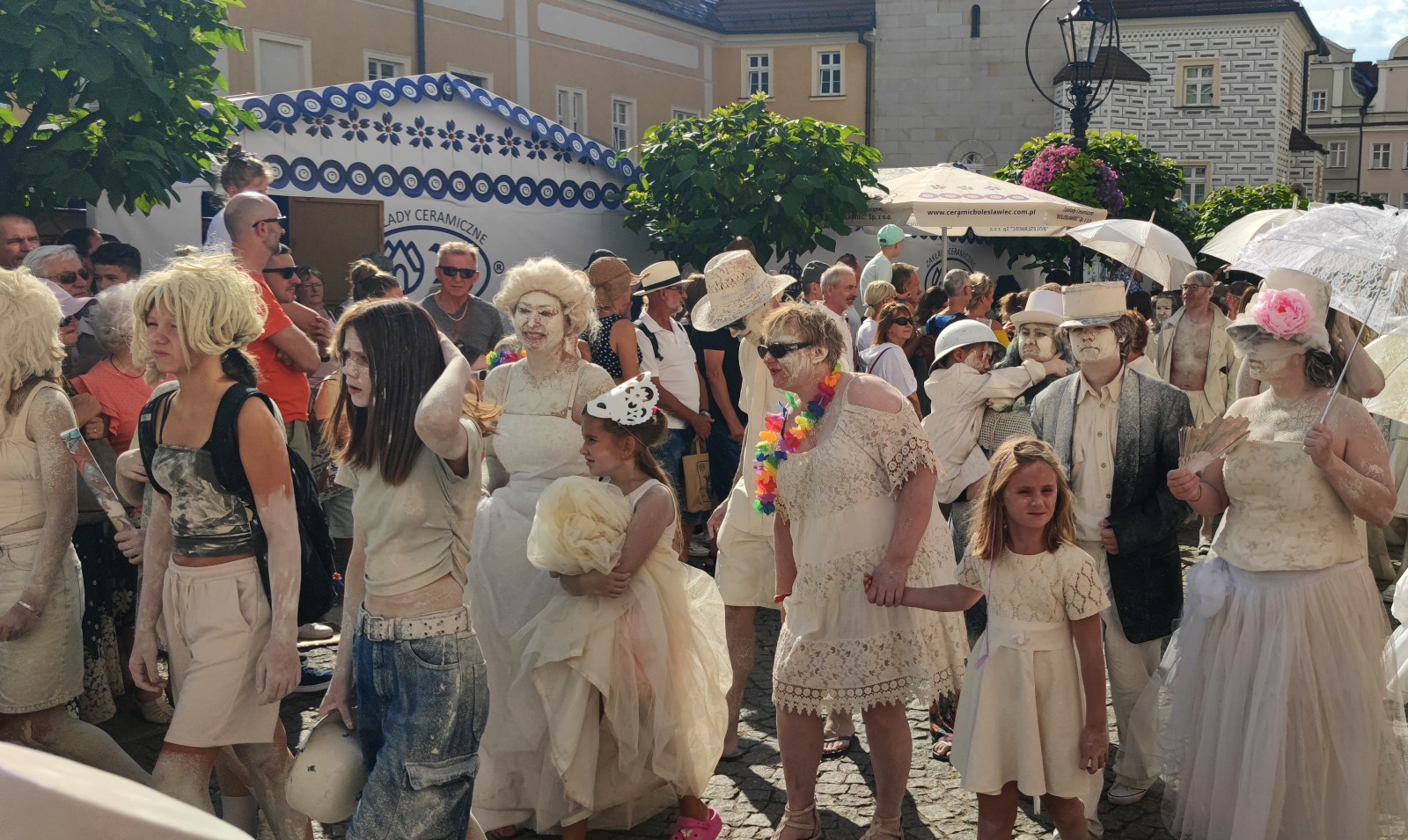 Parada miłości do gliny: Święto ceramiki w Bolesławcu