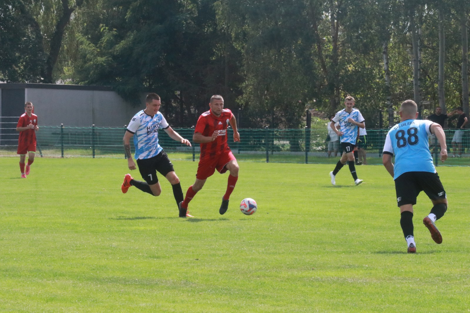 Dąb Stowarzyszenie Siedliska po walkowerze wygrywa 3:0