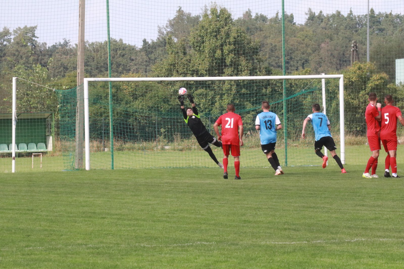 Dąb Stowarzyszenie Siedliska po walkowerze wygrywa 3:0