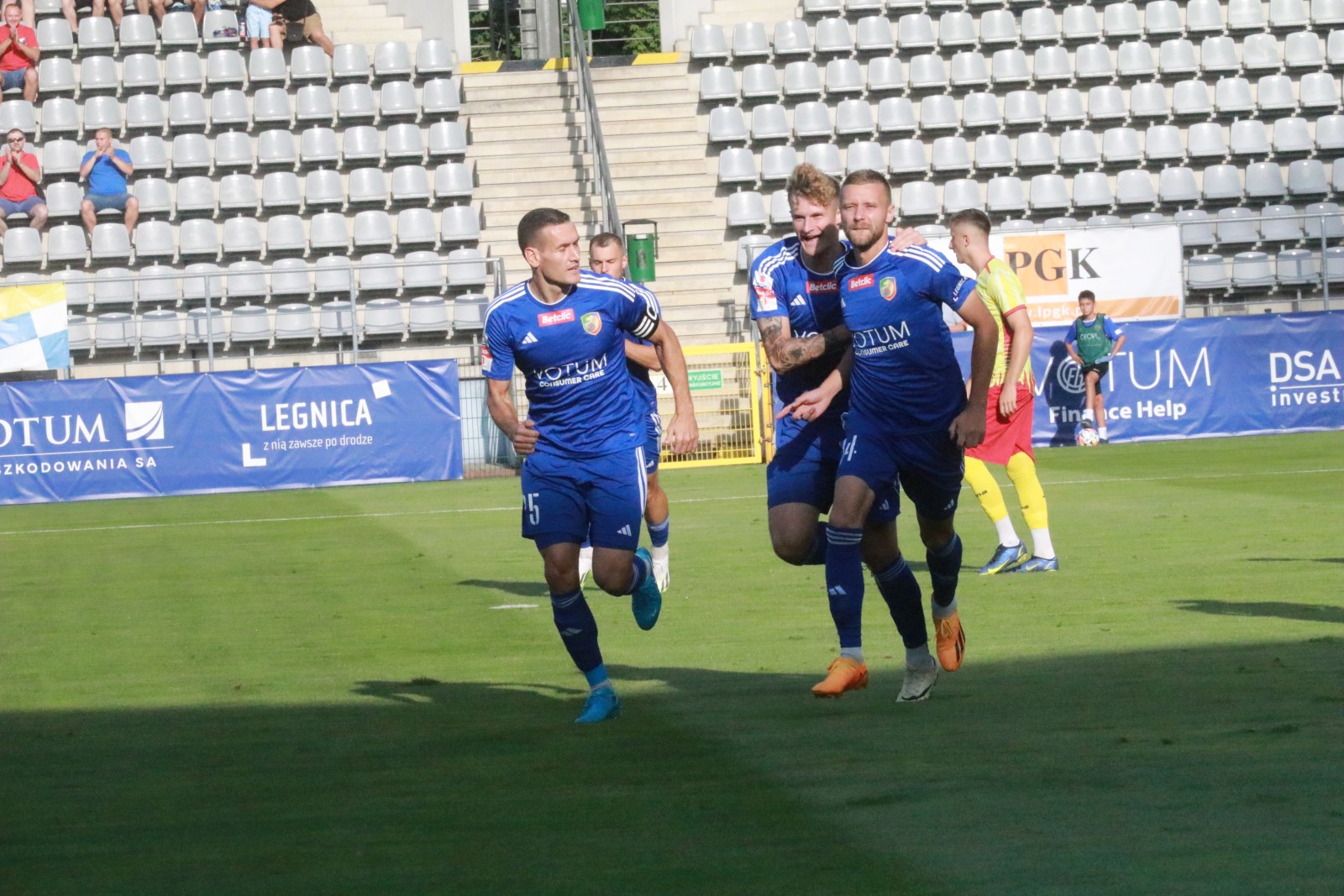 Wysoka wygrana Miedzi Legnica ze Zniczem Pruszków