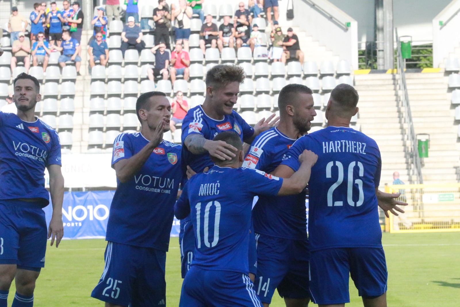 Wysoka wygrana Miedzi Legnica ze Zniczem Pruszków
