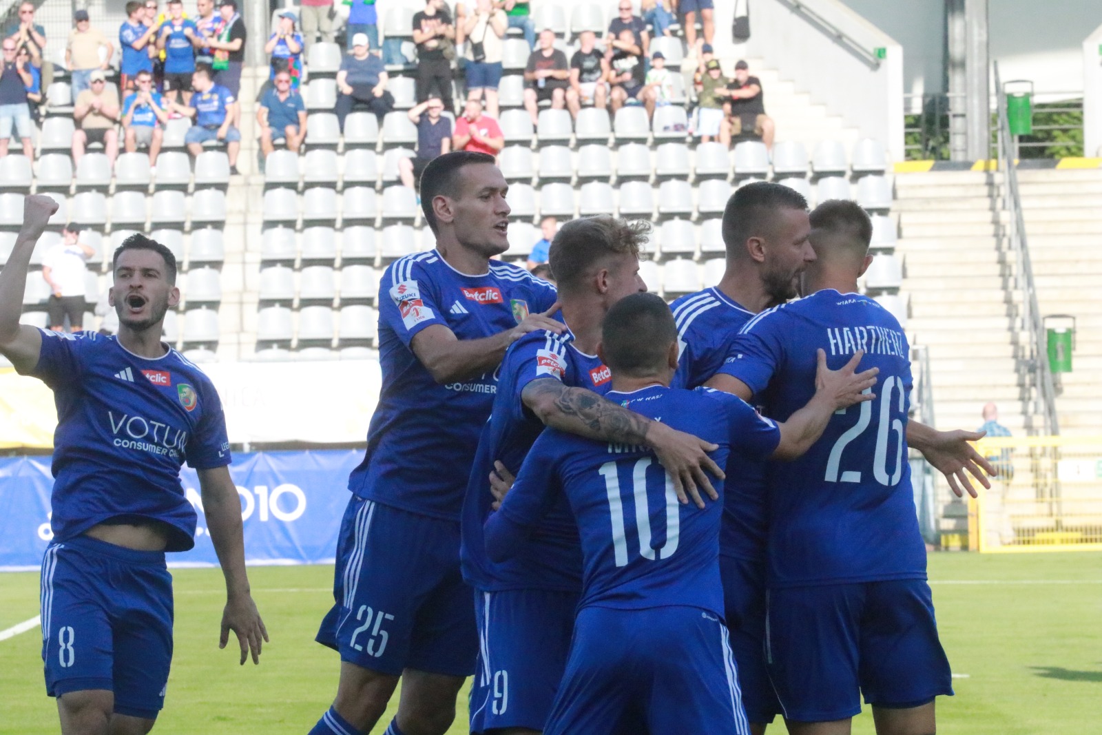 Wysoka wygrana Miedzi Legnica ze Zniczem Pruszków