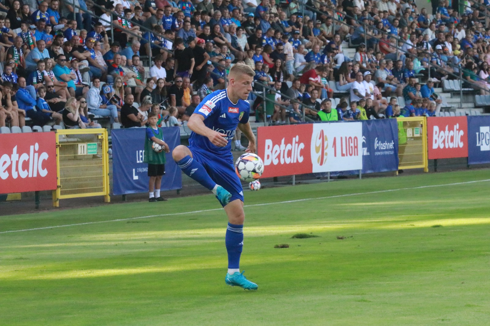 Wysoka wygrana Miedzi Legnica ze Zniczem Pruszków
