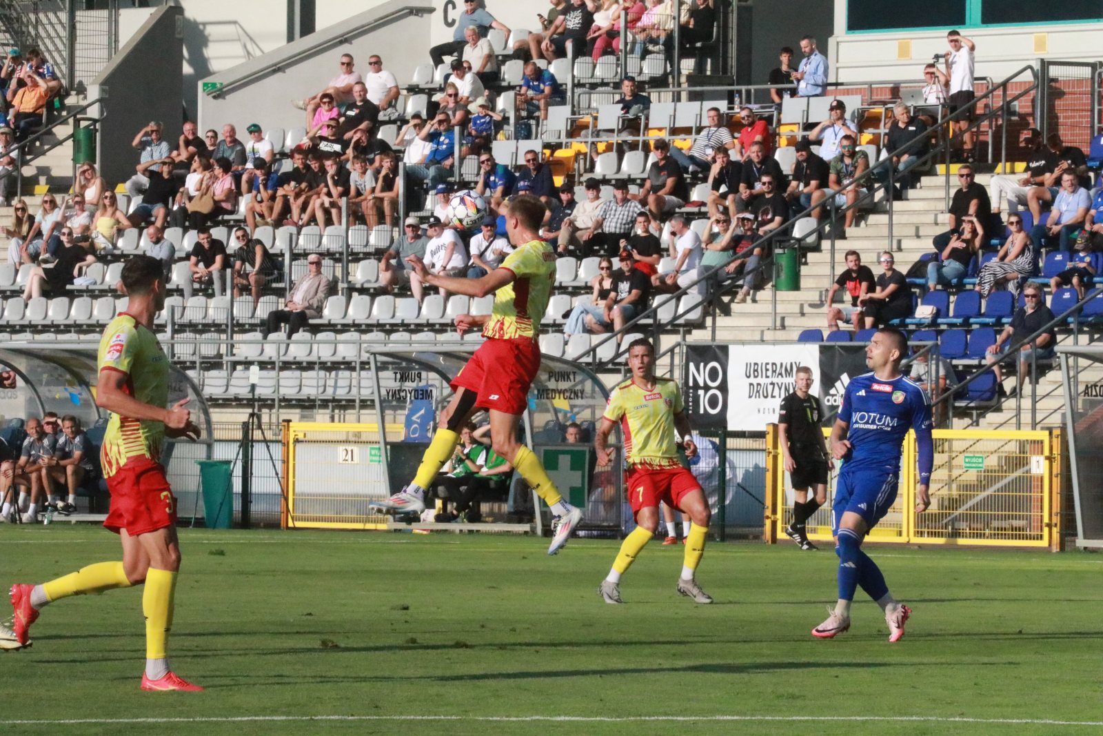 Wysoka wygrana Miedzi Legnica ze Zniczem Pruszków